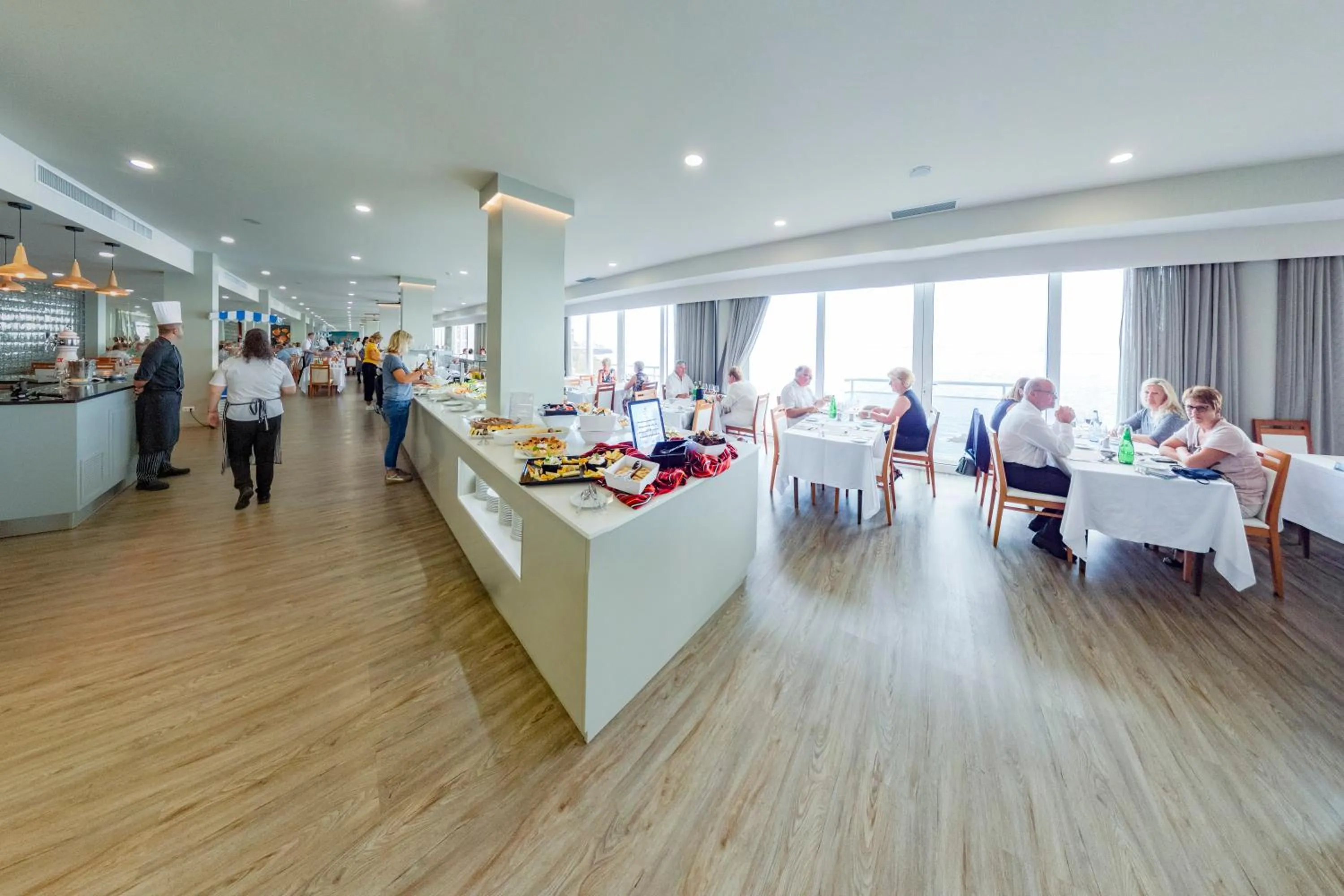 Breakfast in Hotel Orca Praia - Adults Only