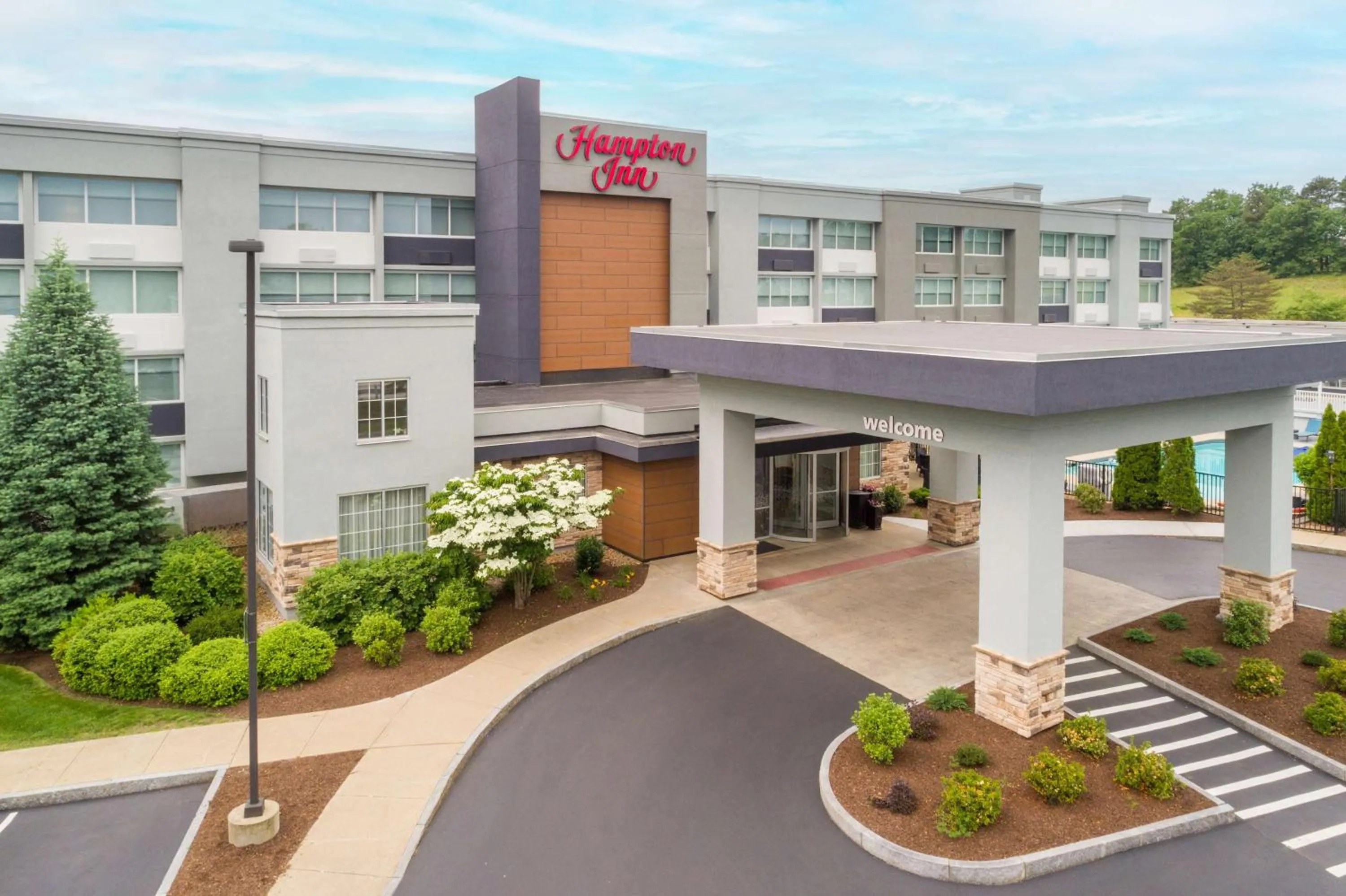 Property building in La Quinta by Wyndham Manchester