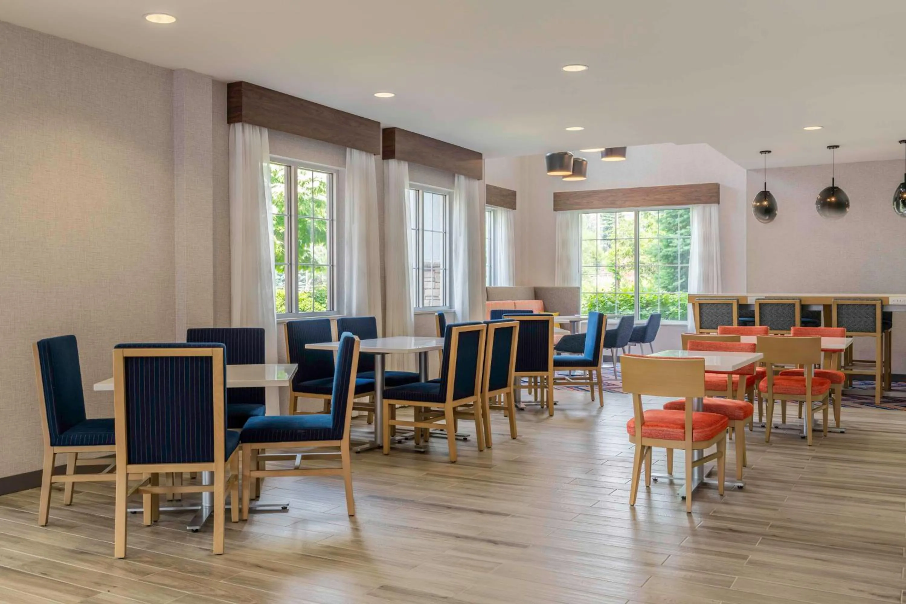 Breakfast in La Quinta by Wyndham Manchester