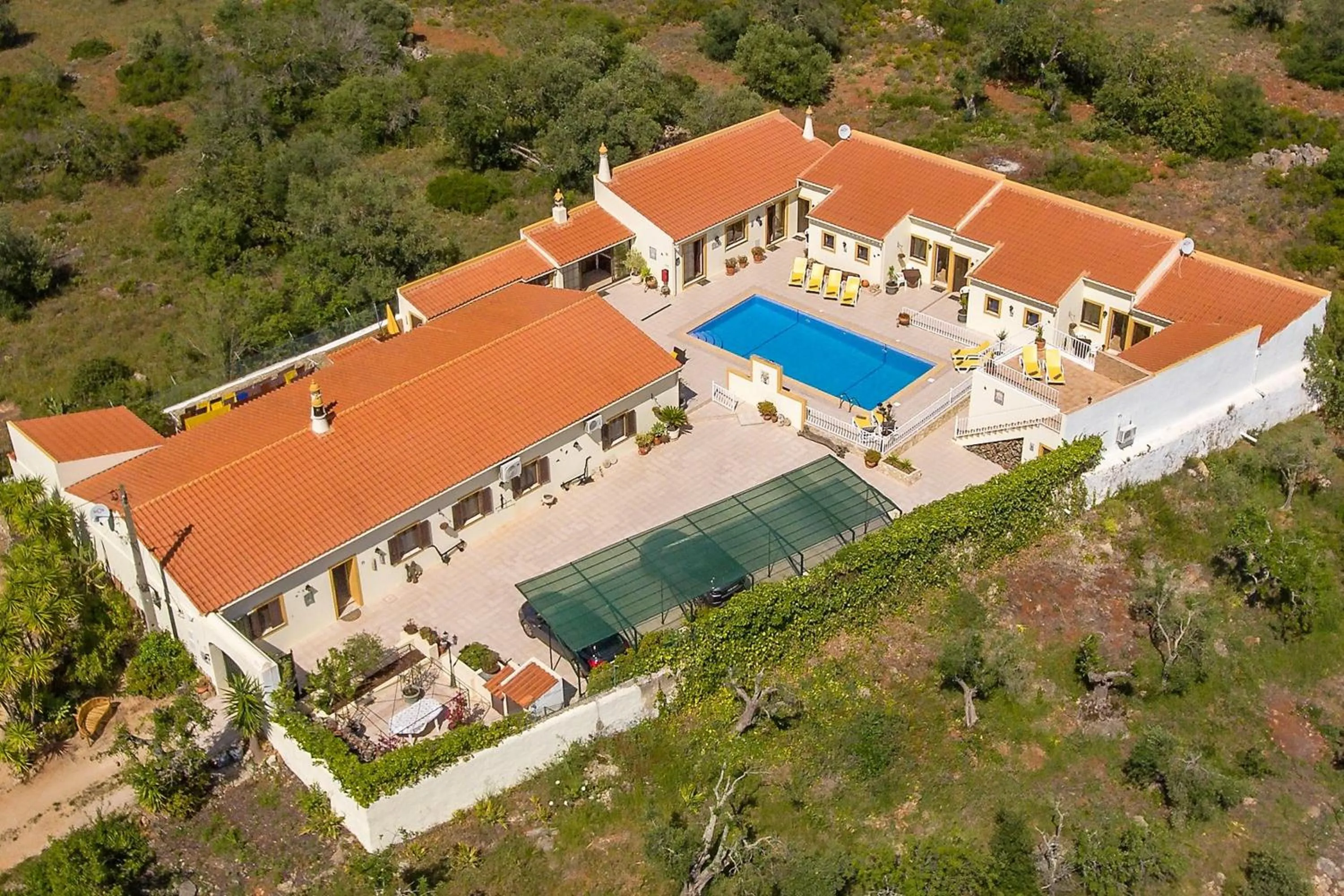 Bird's eye view in Casa dos Ninos
