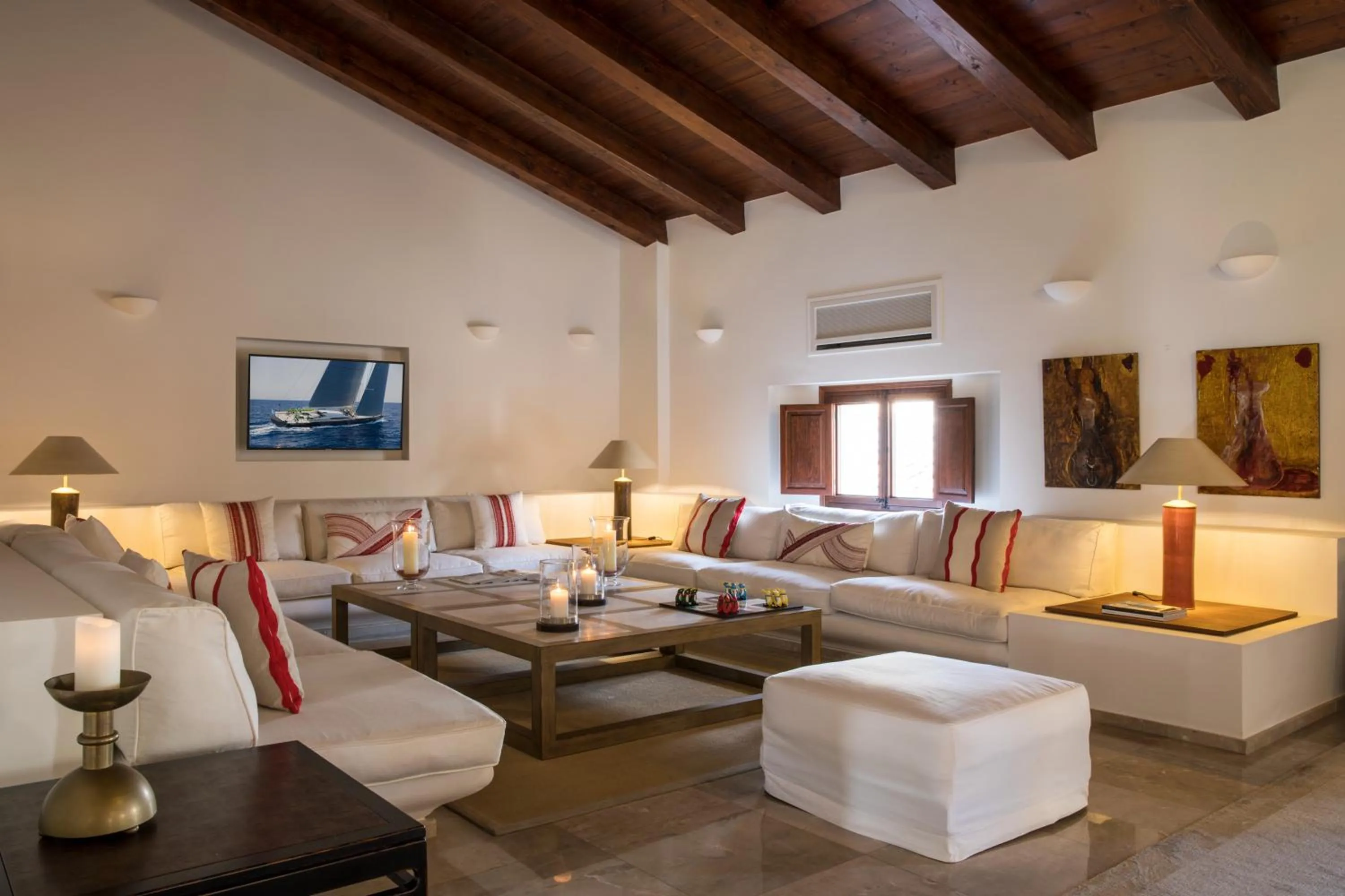 Seating area in Palacio Can Marqués by Puro