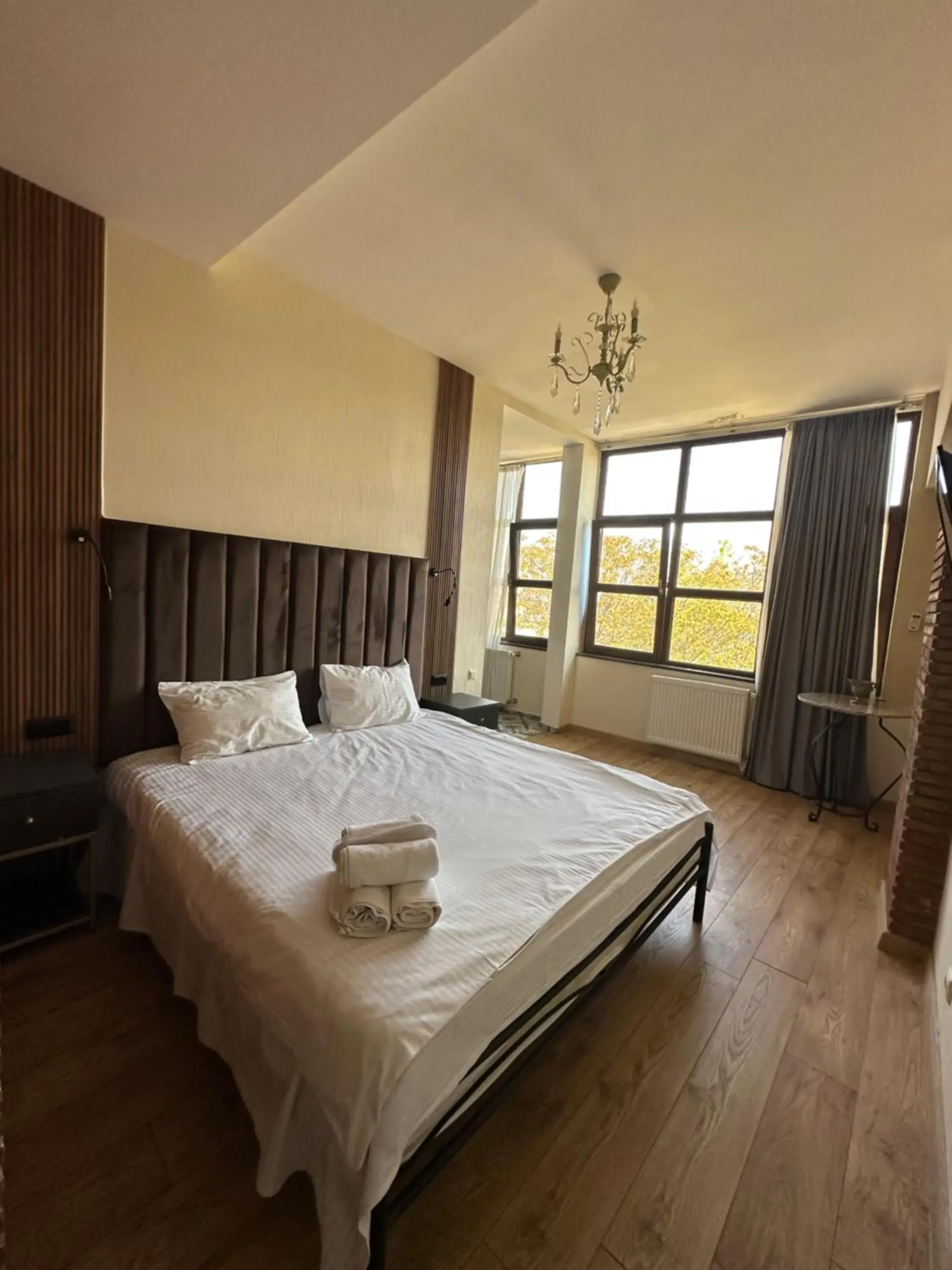 King Room with City View in Wine Hills King Room with City View in Wine Hills