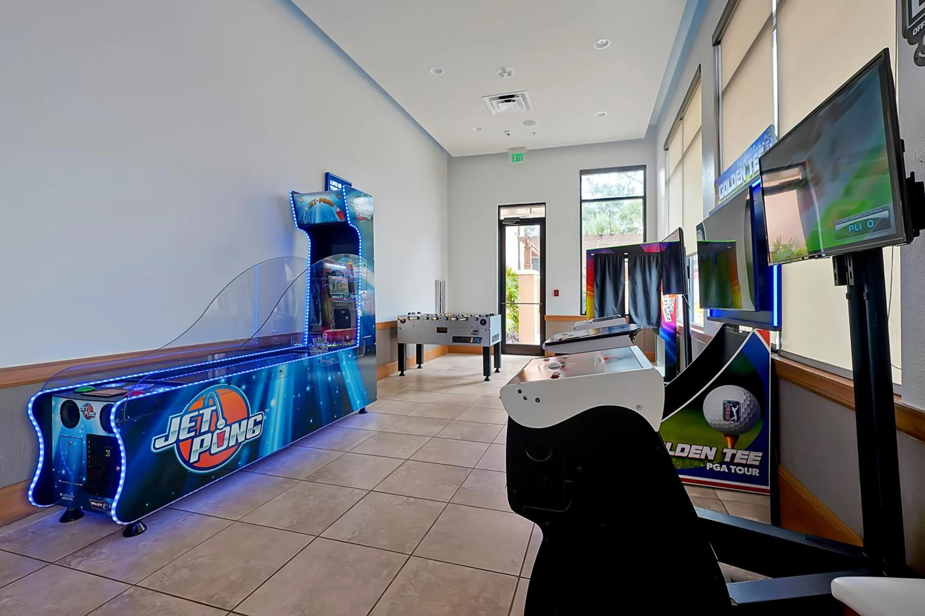 Communal lounge/ TV room in Regal Oaks A Clc World Resort - Kissimmee