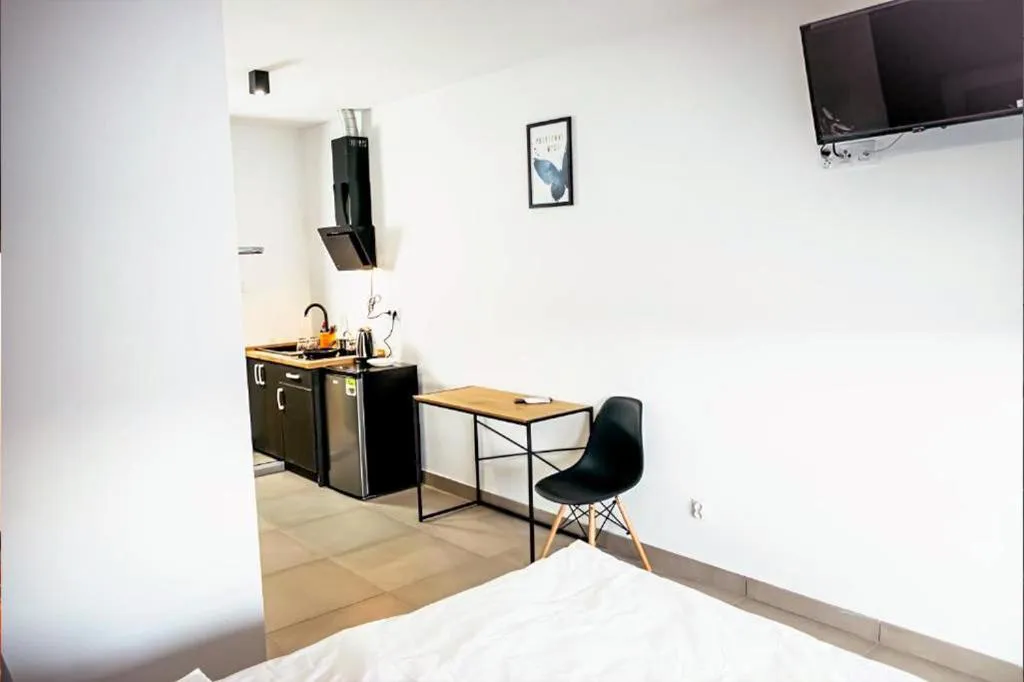 TV and multimedia, Bed in Orange Tree Hotel