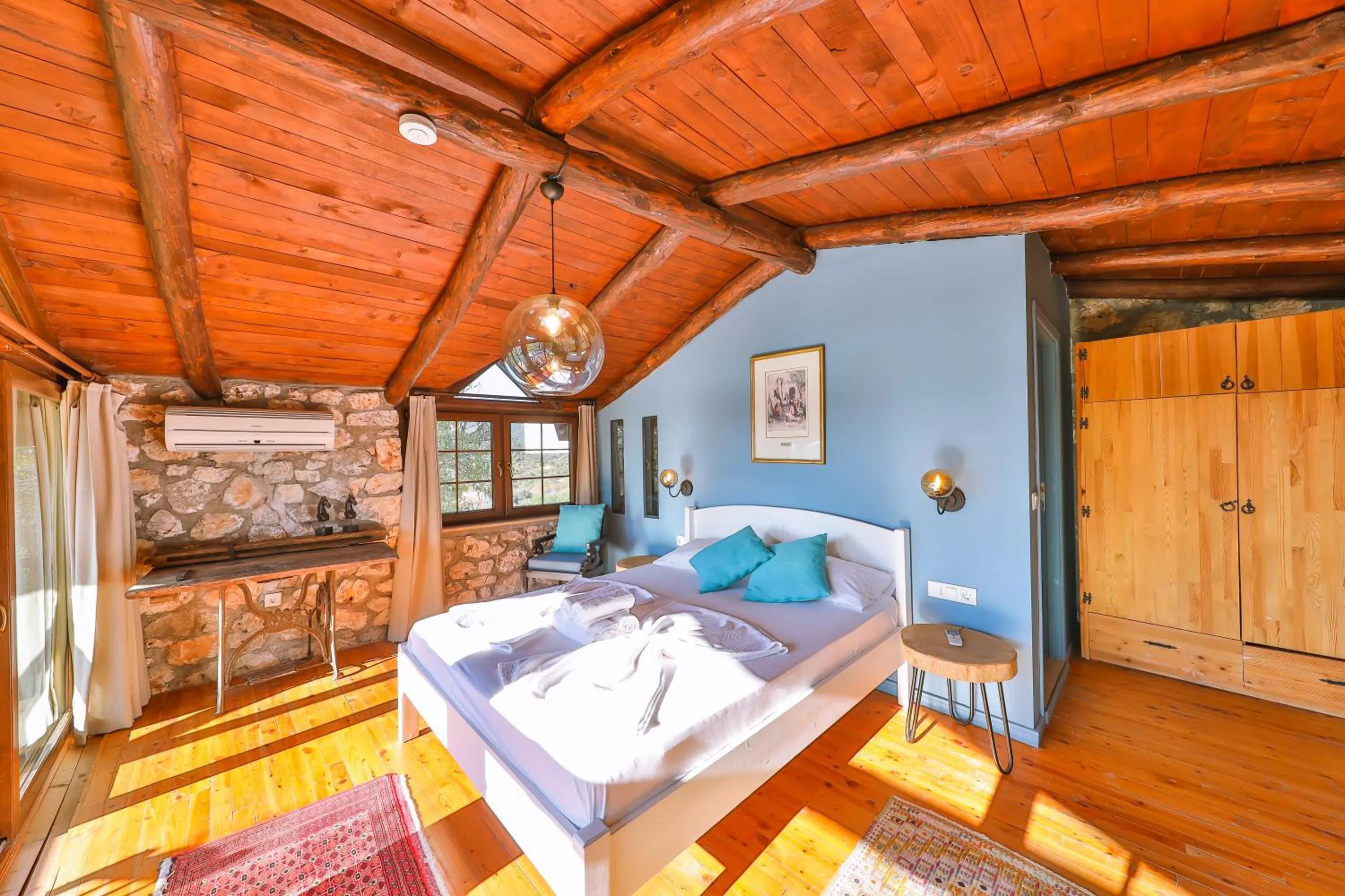 Bed in Kale Lodge - Adult Only + 15