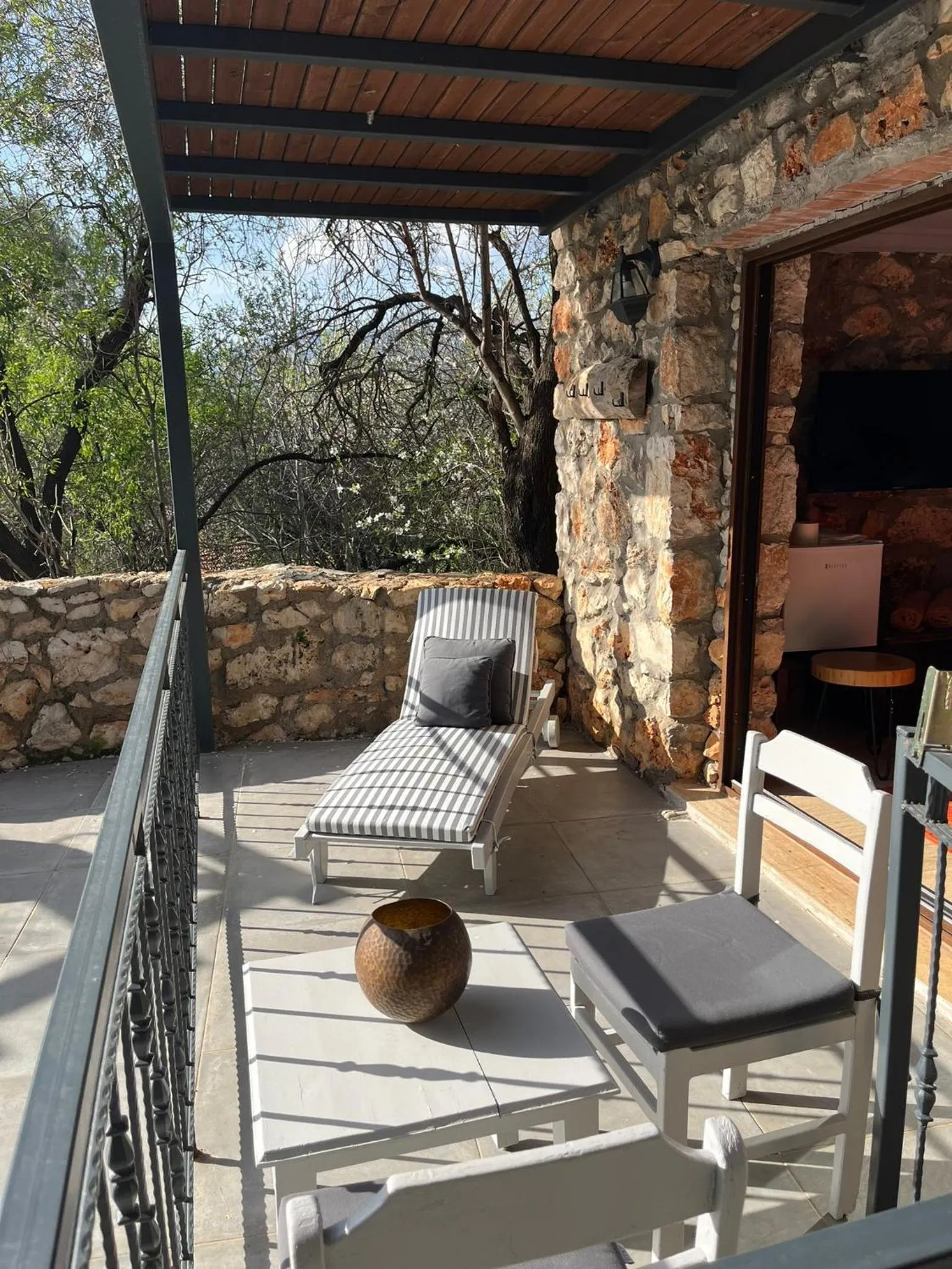 Patio in Kale Lodge - Adult Only + 15