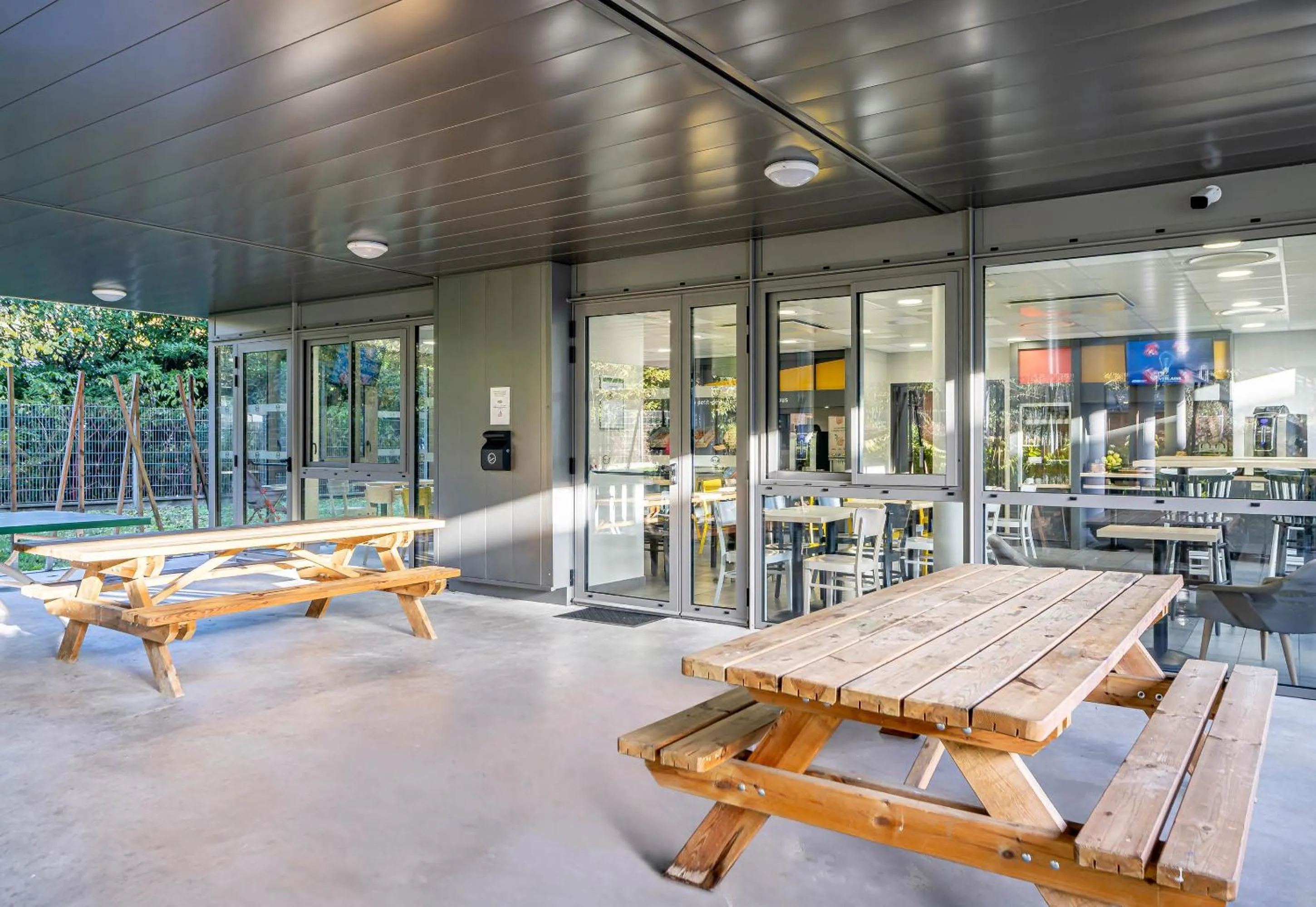 Balcony/Terrace in B&B HOTEL Bordeaux Langon