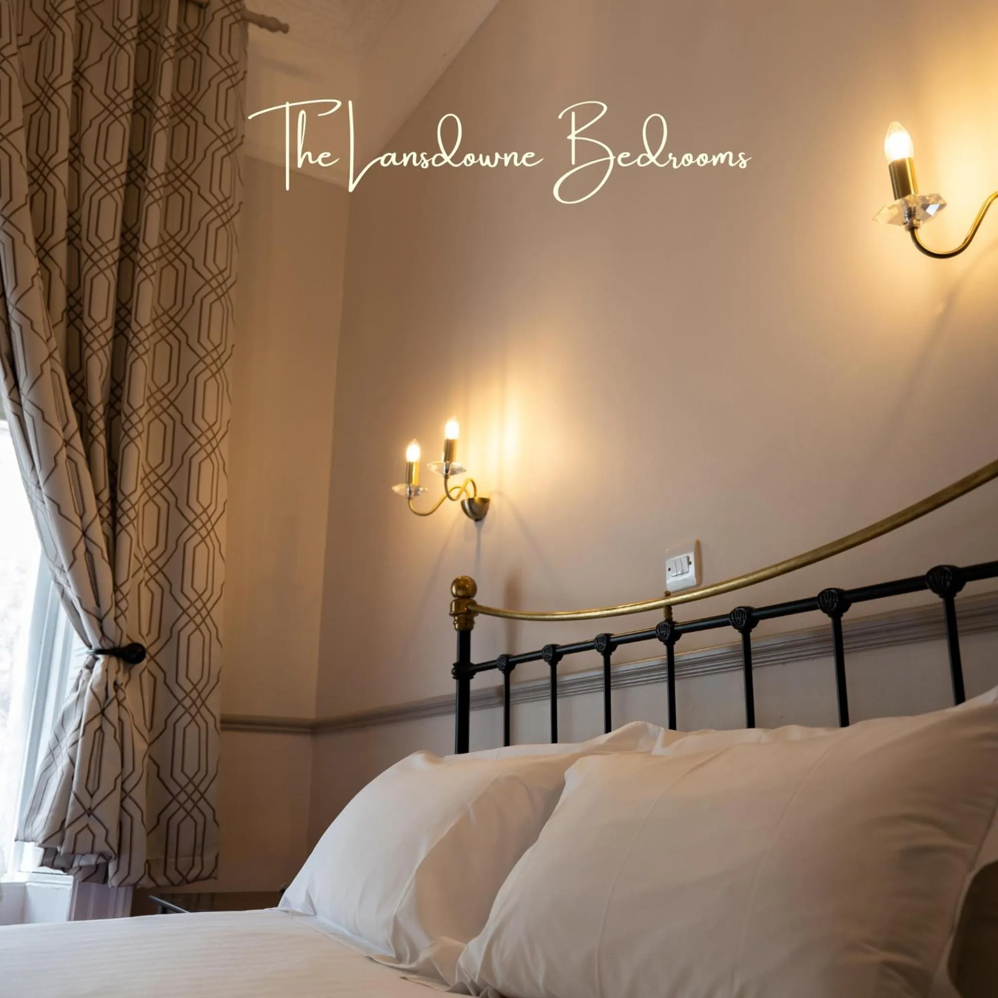 Bedroom, Bed in The Lansdowne Hotel