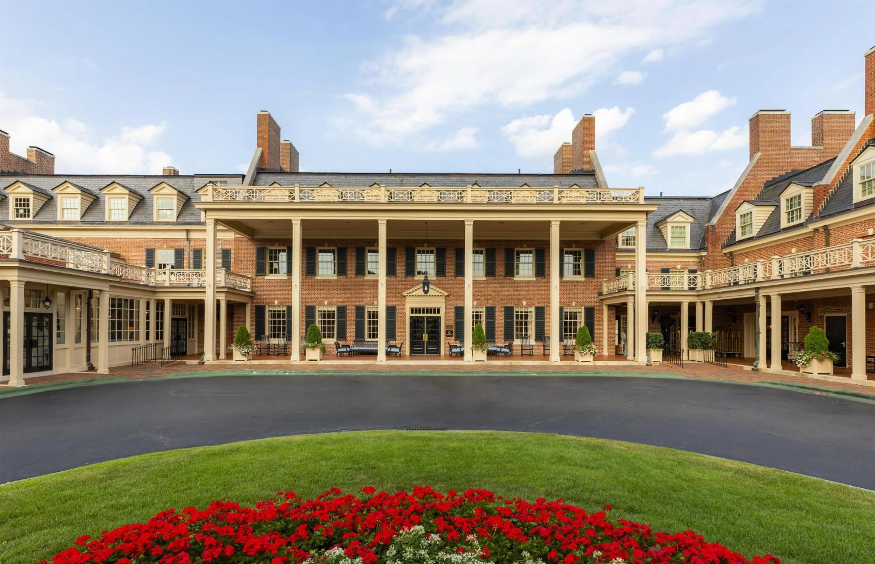 Property building in The Carolina Inn, a Destination by Hyatt Hotel