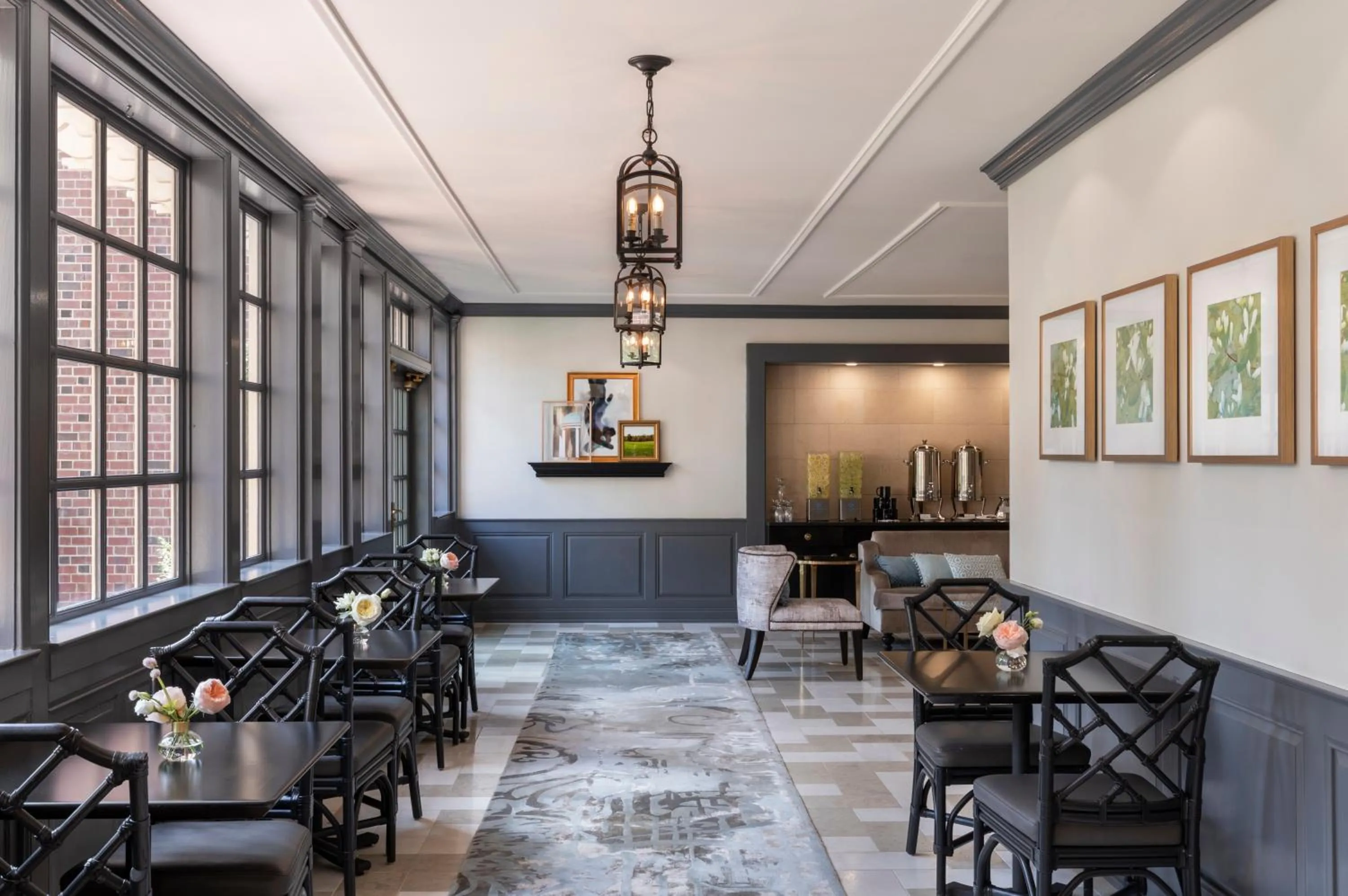 Seating area in The Carolina Inn, a Destination by Hyatt Hotel