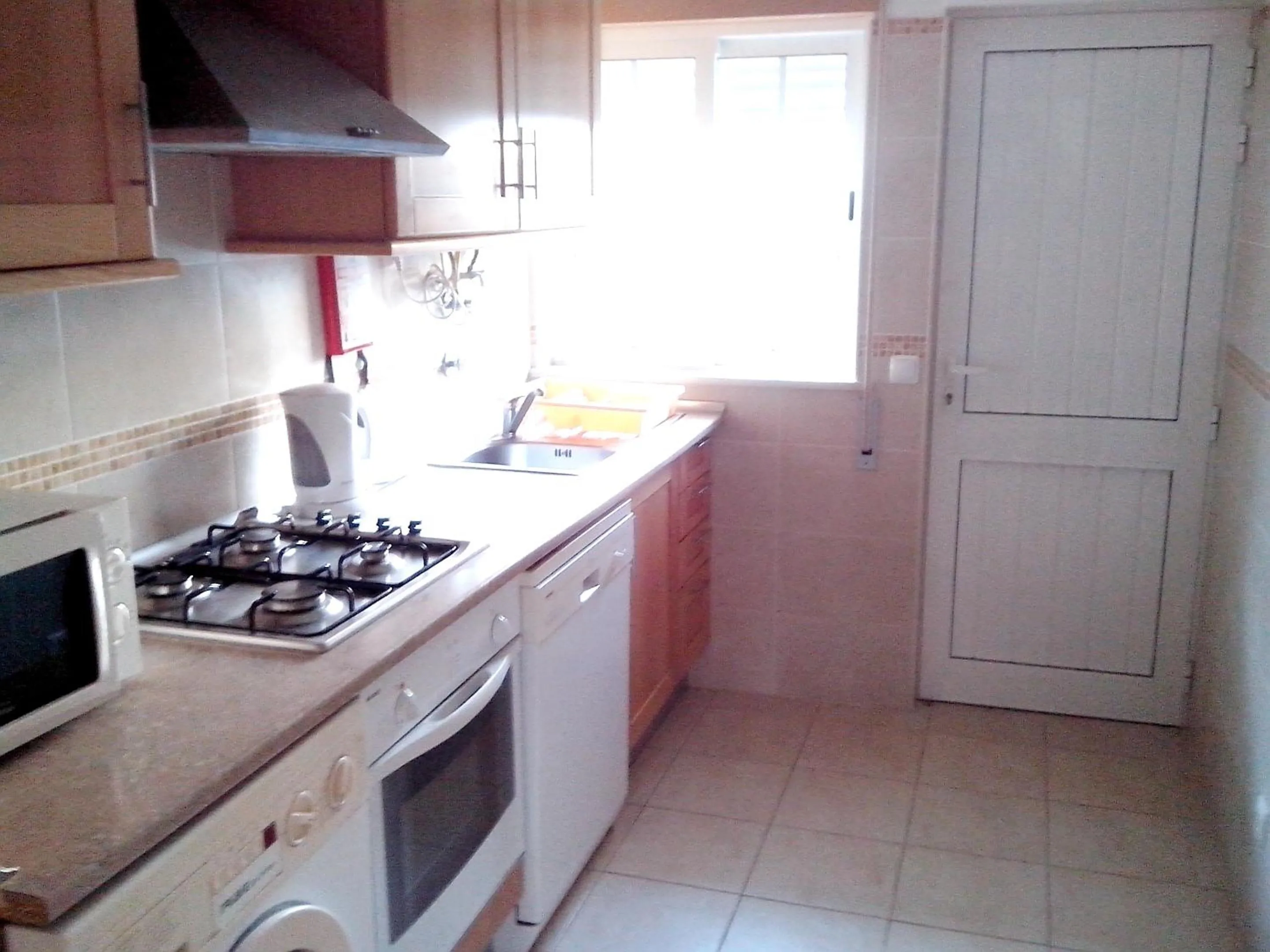 Kitchen or kitchenette in Charming Apartment in Albufeira, 60 m², Mountain View