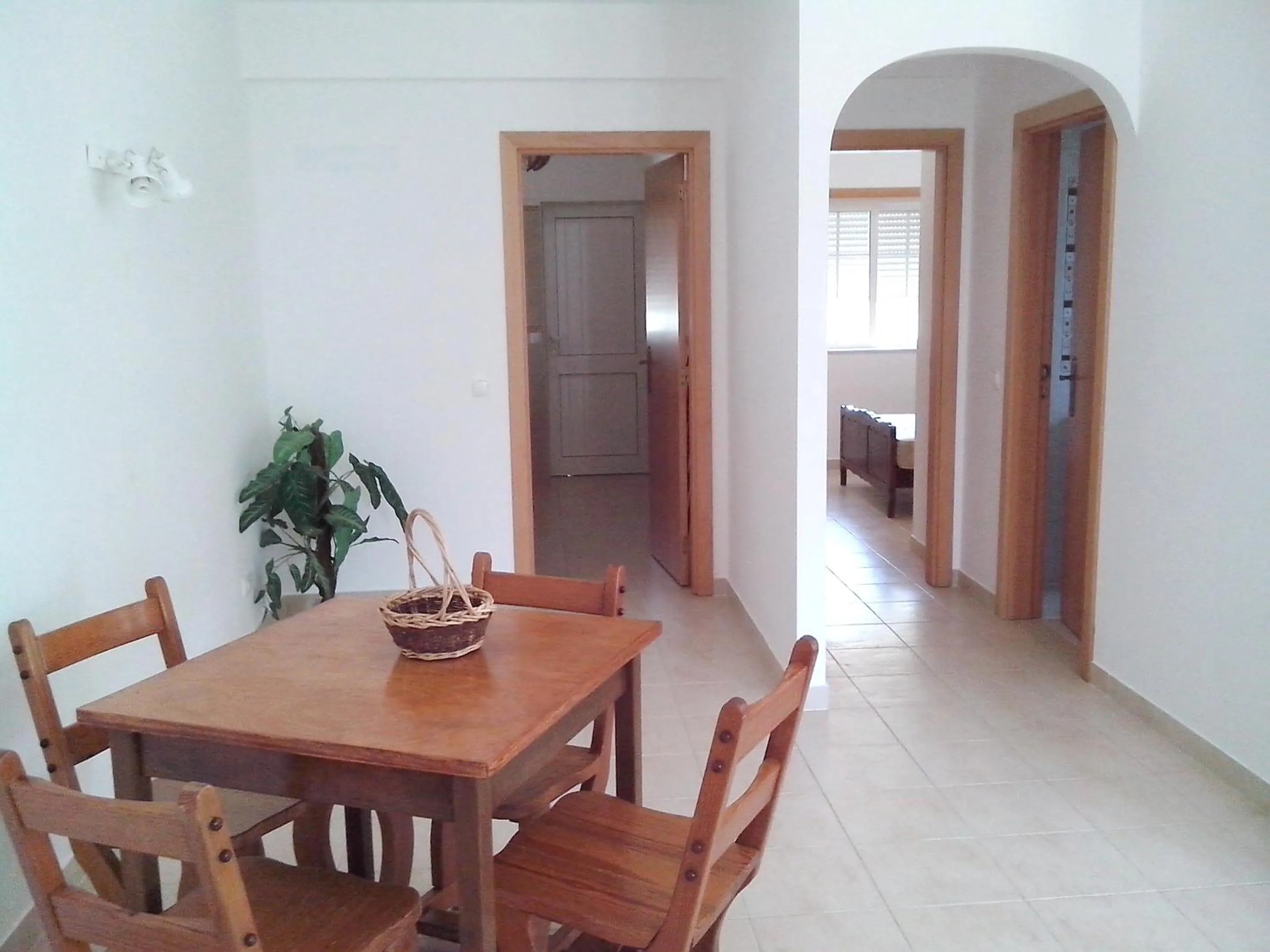 Dining area in Charming Apartment in Albufeira, 60 m², Mountain View