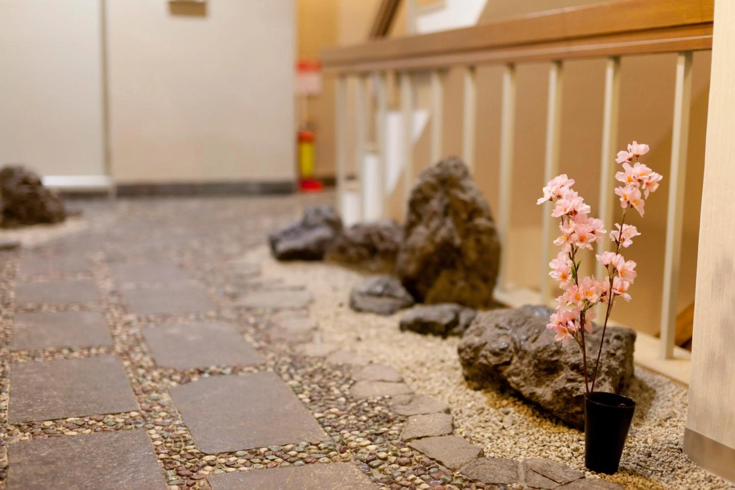 Decorative detail in Shin Okubo Sekitei