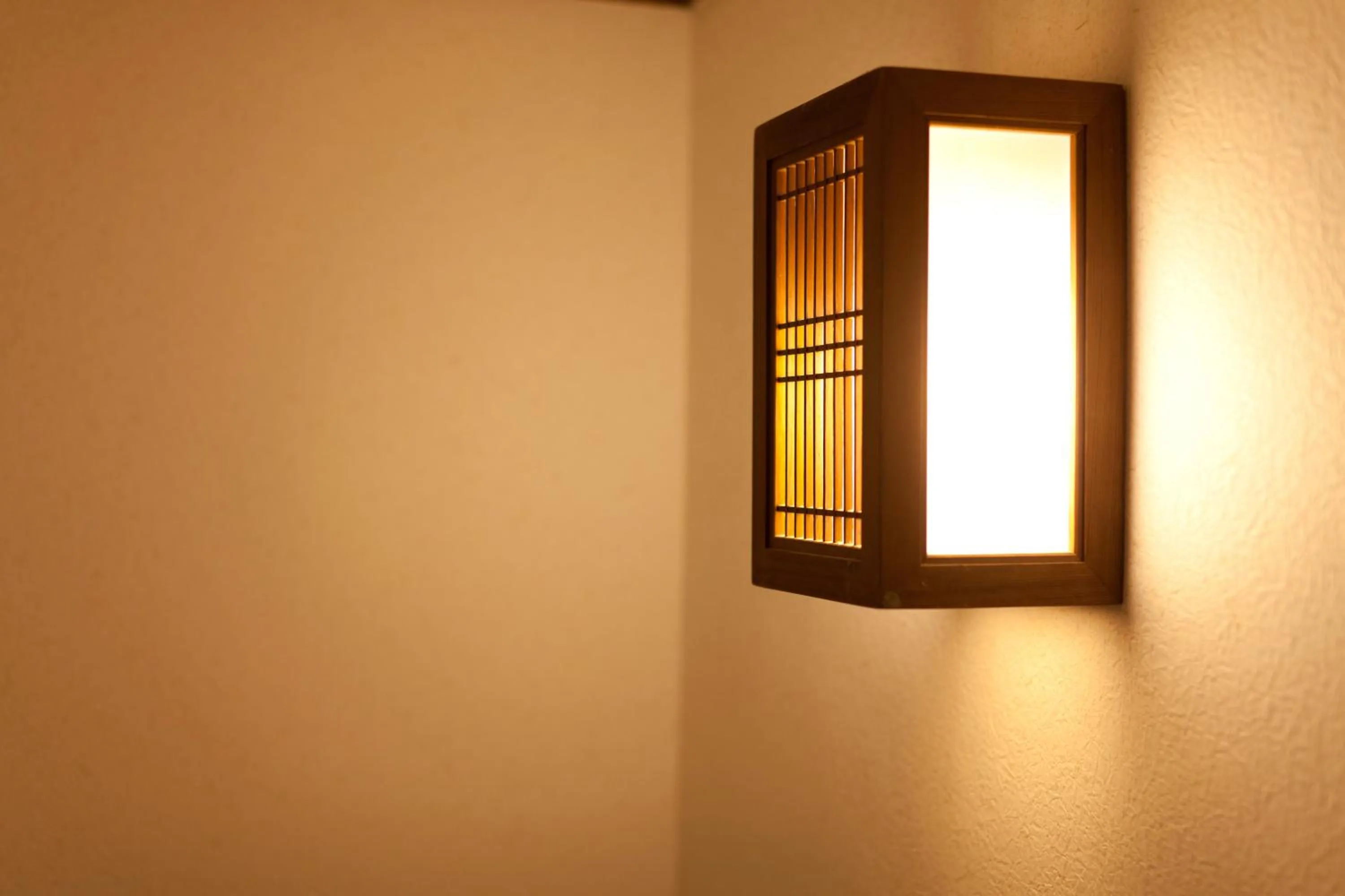 Decorative detail in Shin Okubo Sekitei