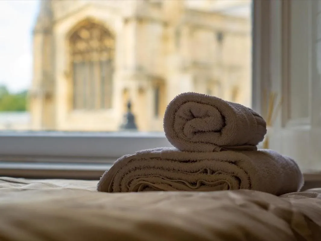 View (from property/room), Bed in Church Lane Apartments