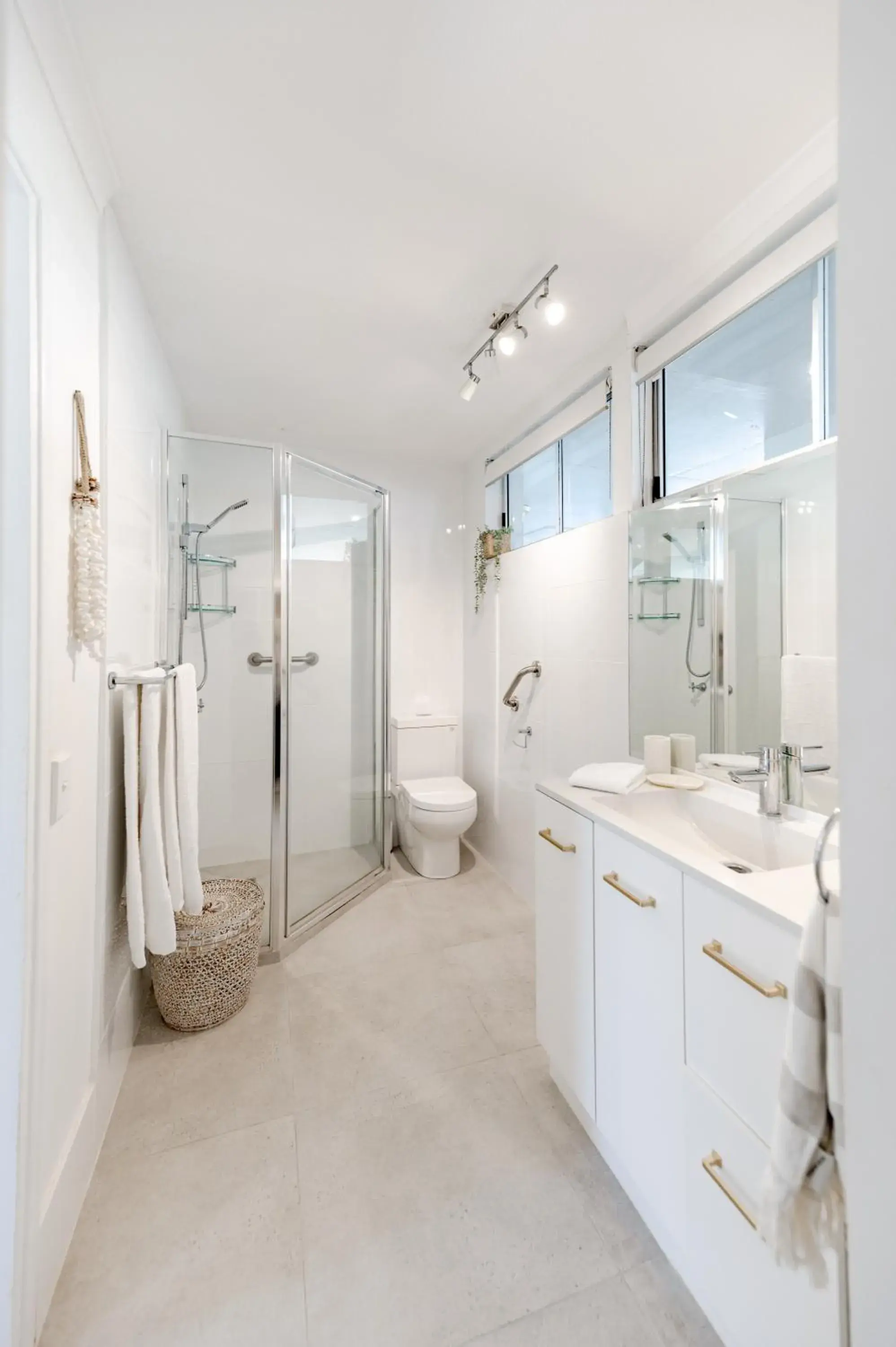 Queen Suite in Noosa Parade Holiday Inn Queen Suite in Noosa Parade Holiday Inn