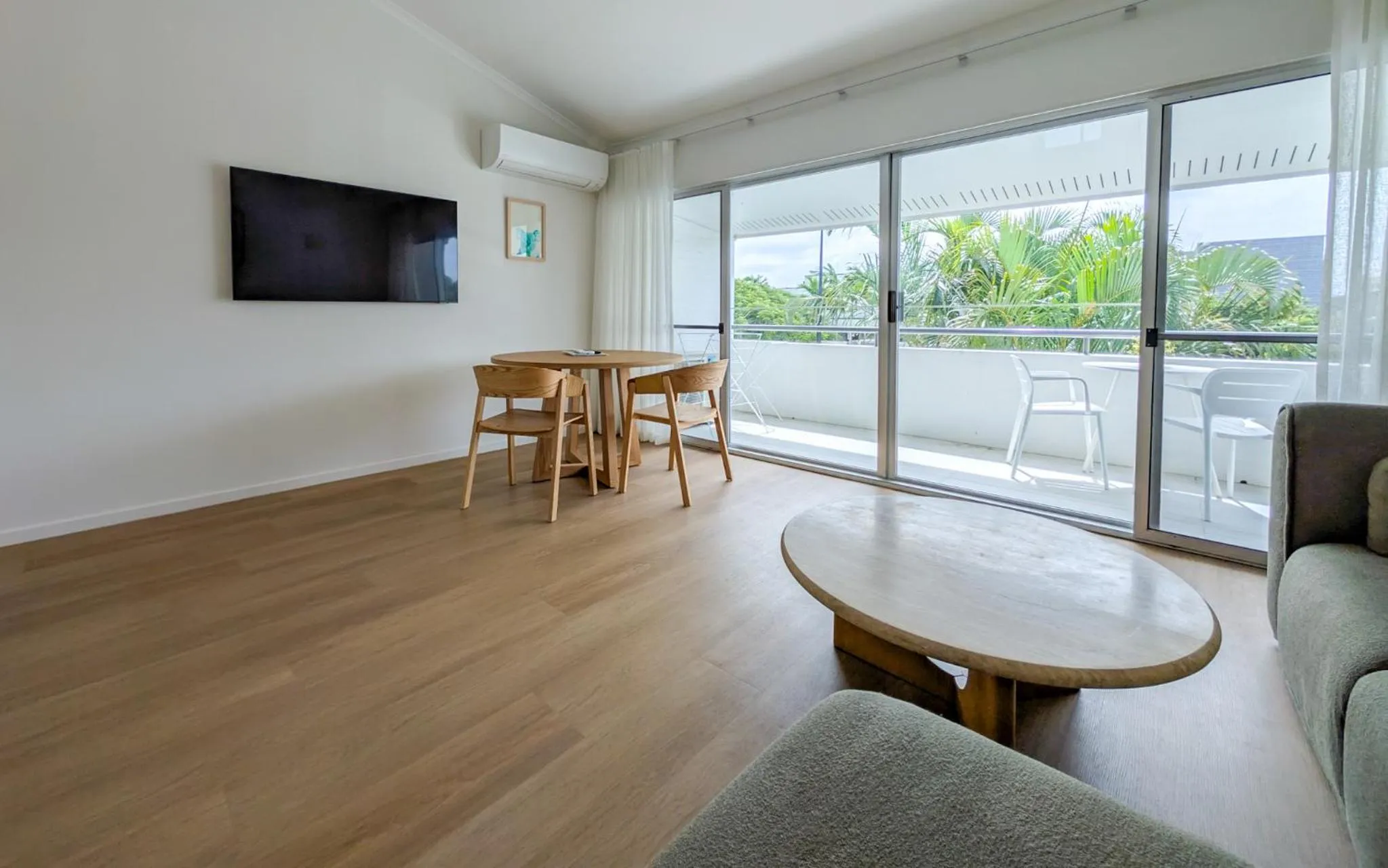 Noosa Parade Holiday Inn