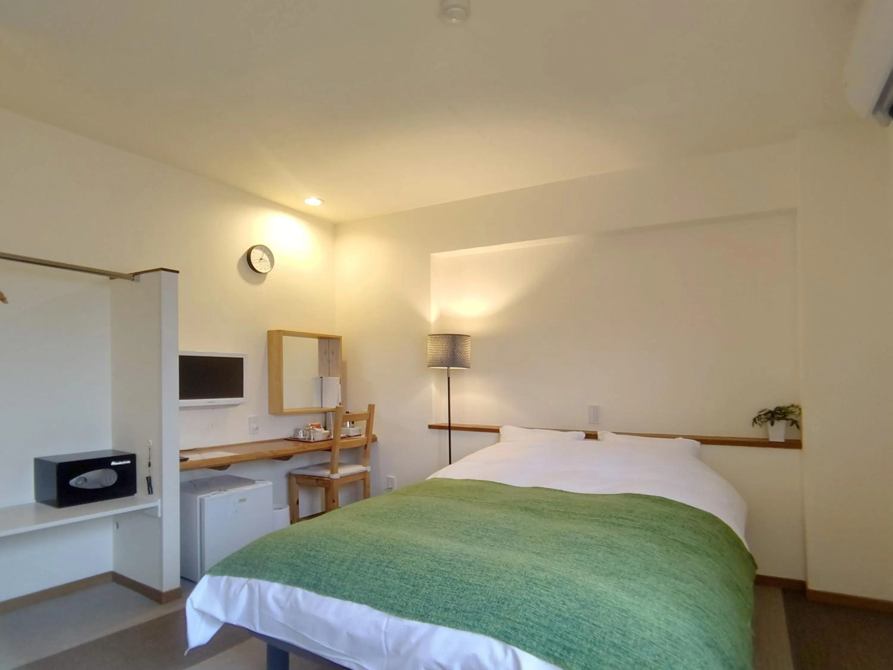 Bed in Holiday House Green Garden