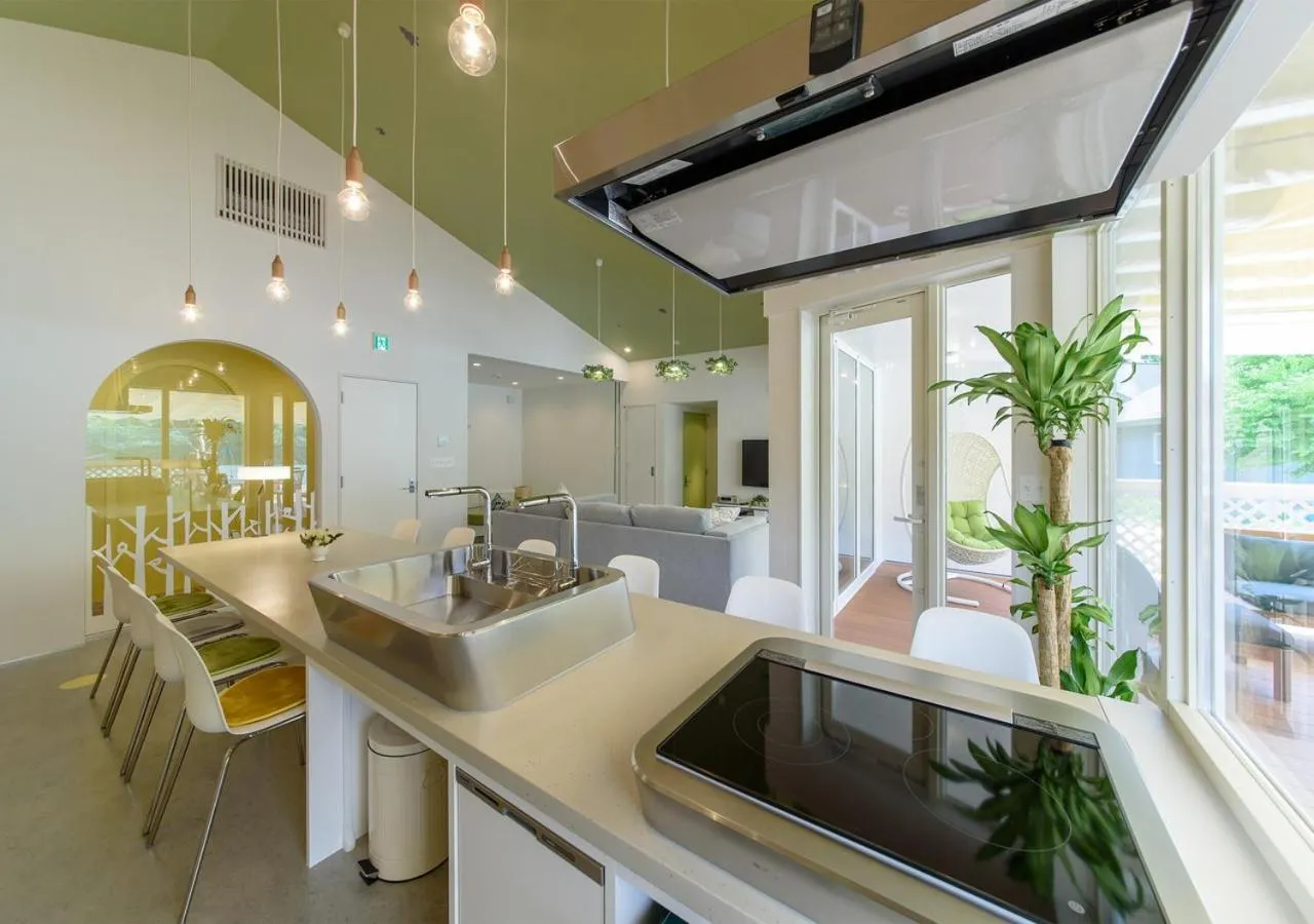 Kitchen or kitchenette in Holiday House Green Garden