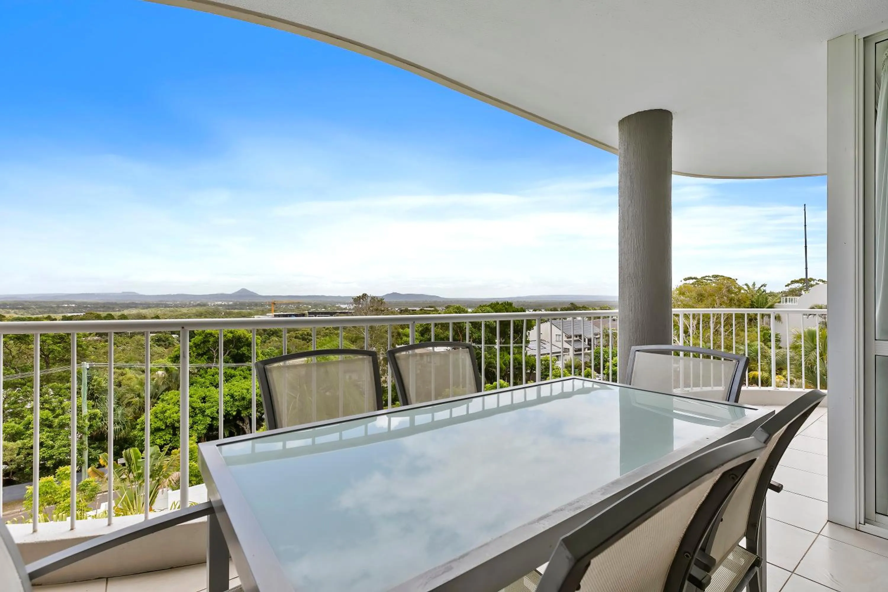 Noosa Hill Resort