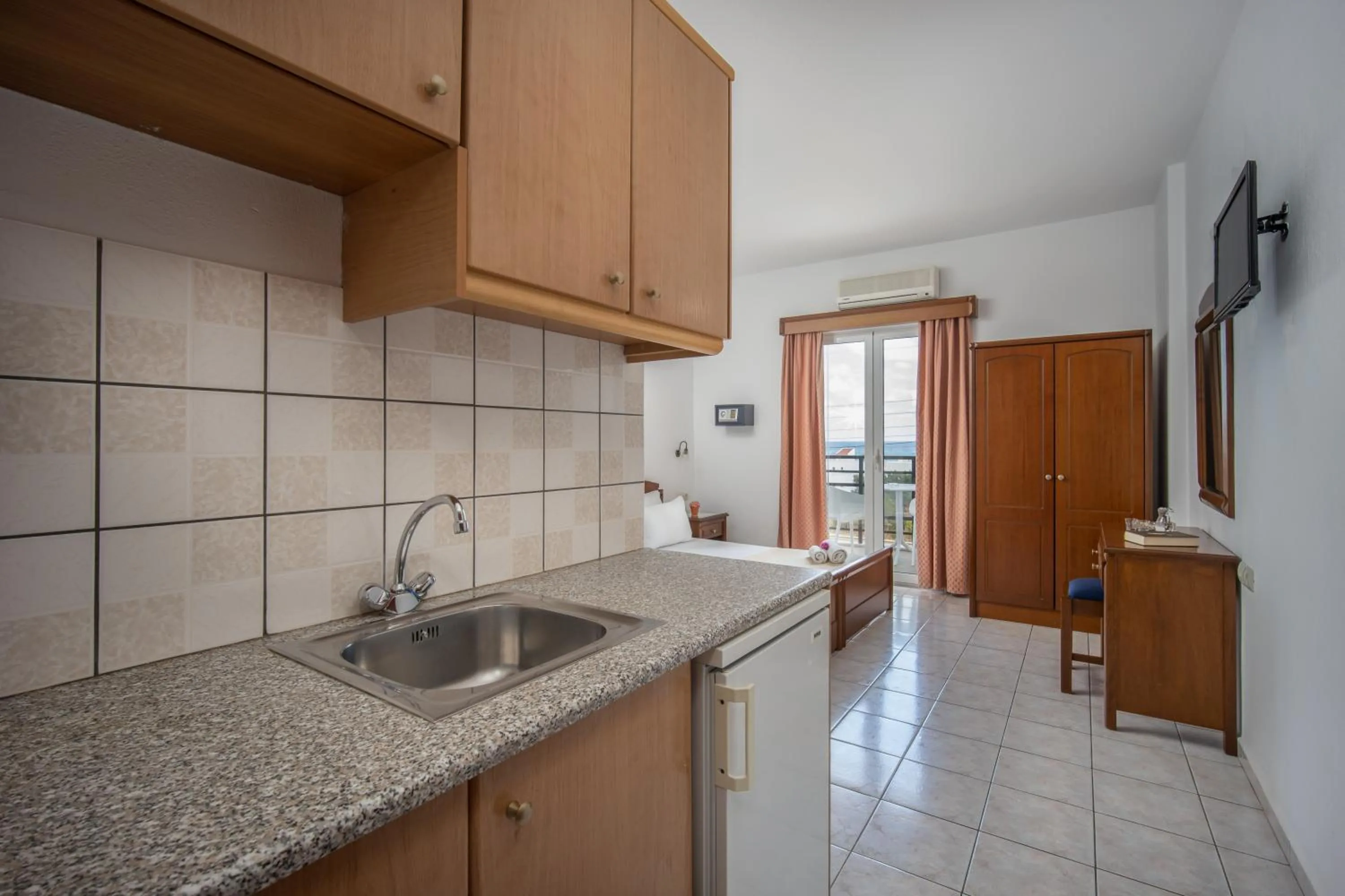 Balcony/Terrace in Astir Studios