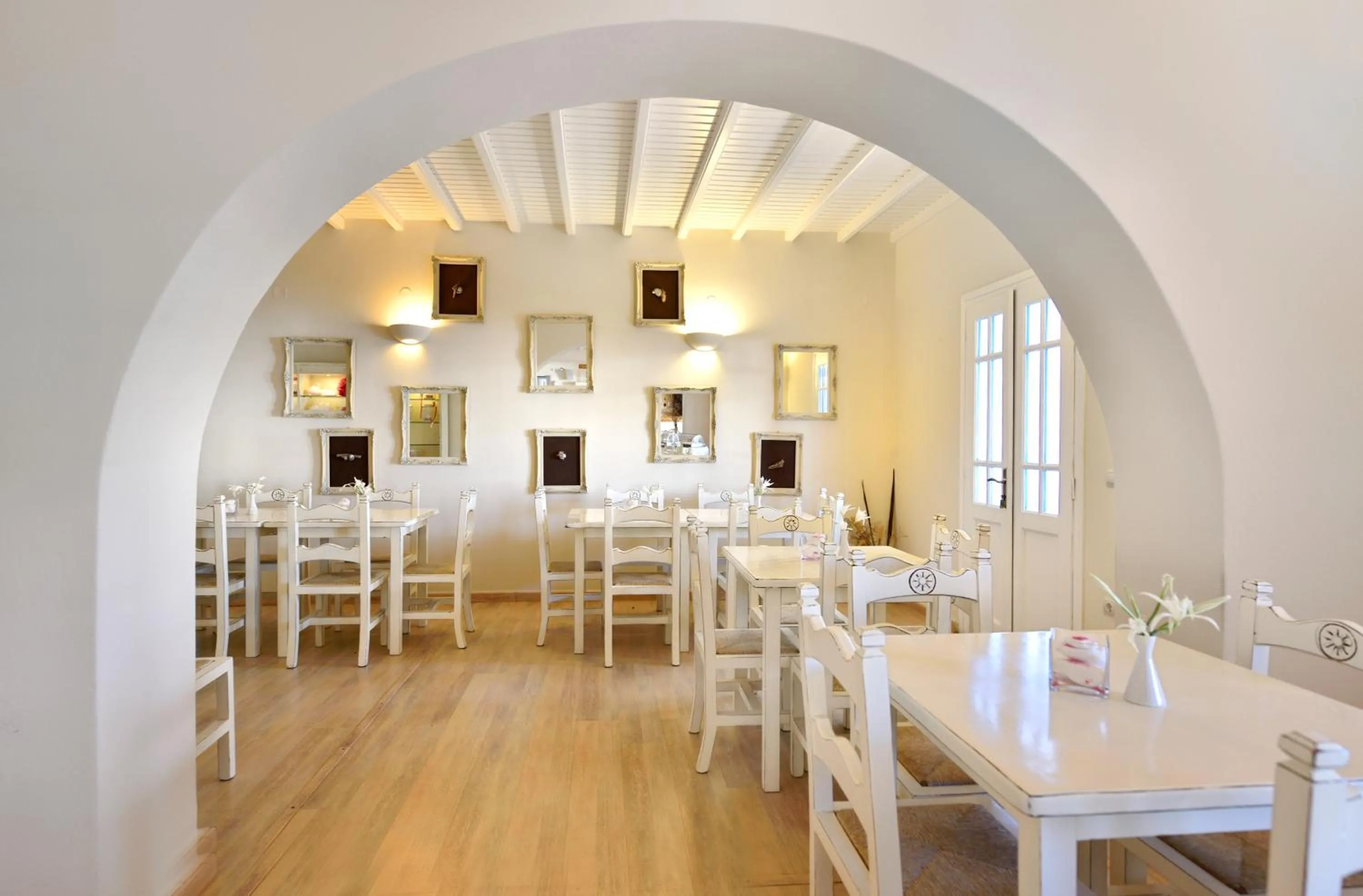 Restaurant/places to eat in Erato Hotel Mykonos