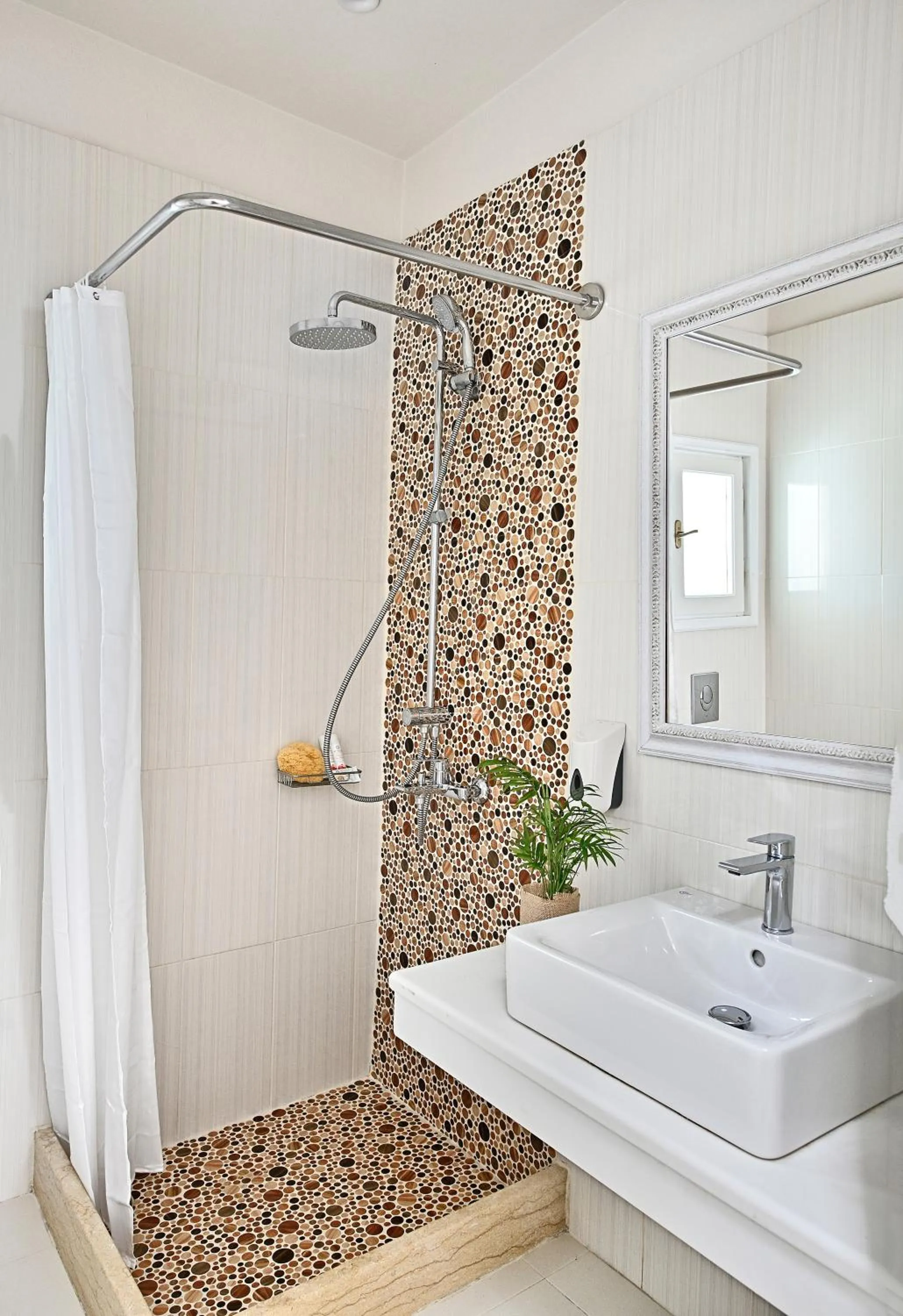 Shower in Erato Hotel Mykonos