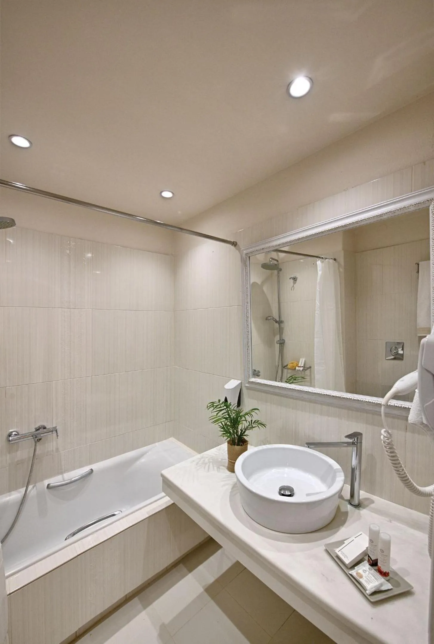 Bathroom in Erato Hotel Mykonos