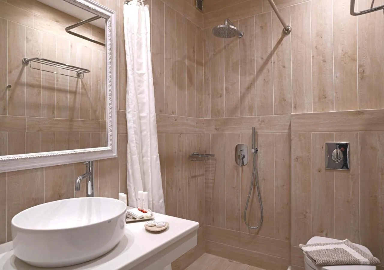 Shower in Erato Hotel Mykonos