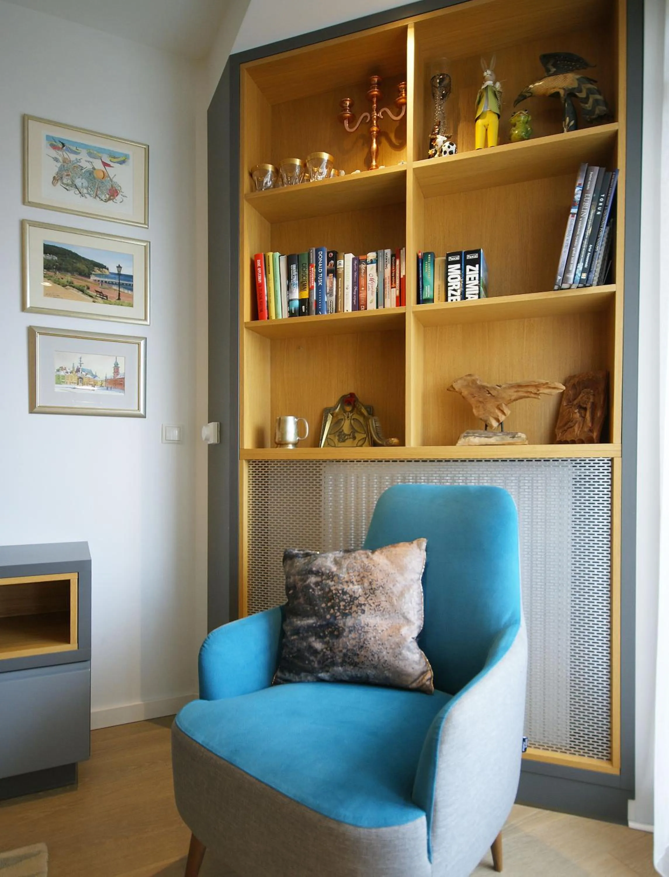 Library in IRS ROYAL APARTMENTS Apartamenty IRS Neptun Park