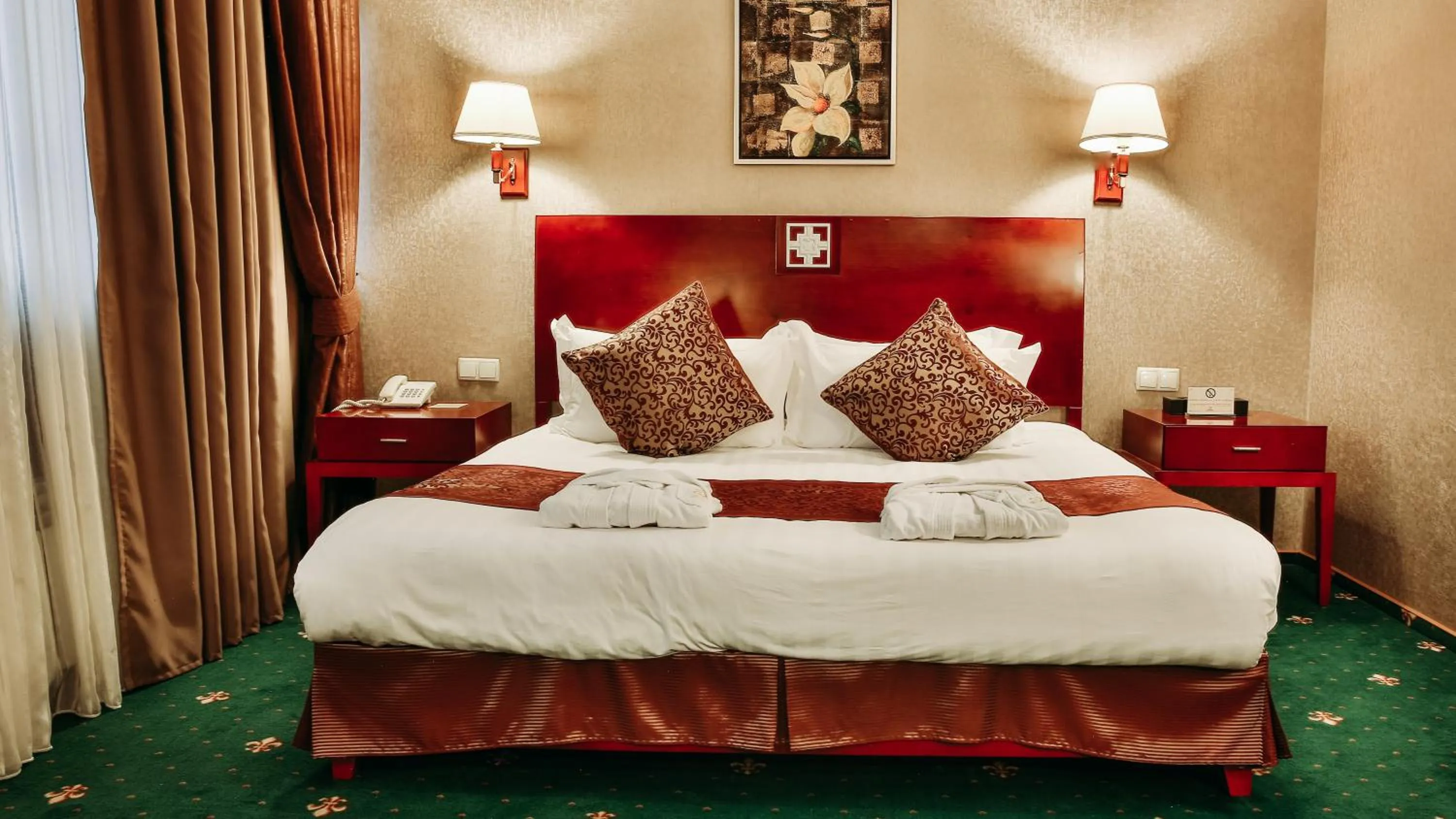 Bed in Goldman Empire