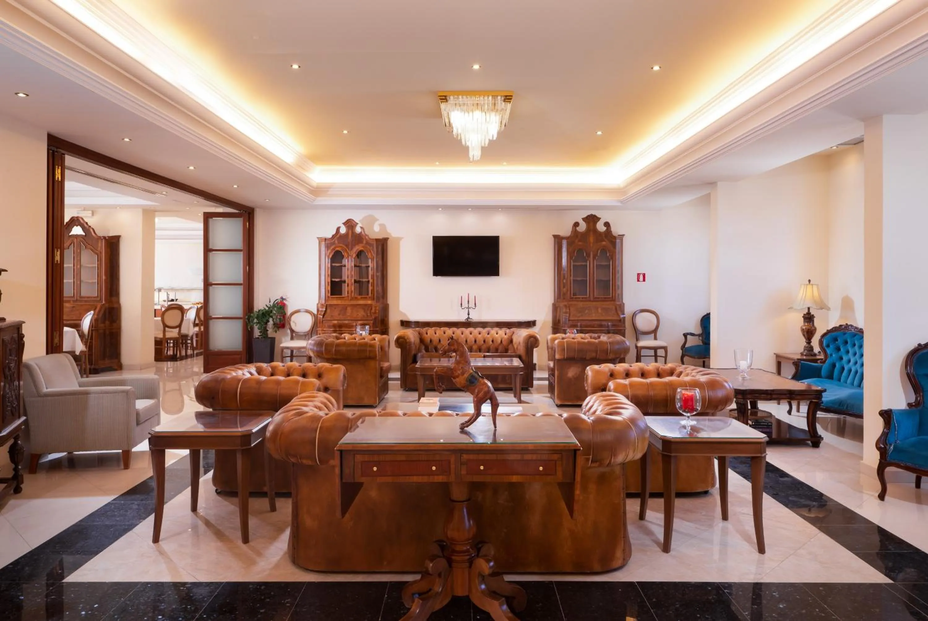 Seating area in Avalon Palace Hotel