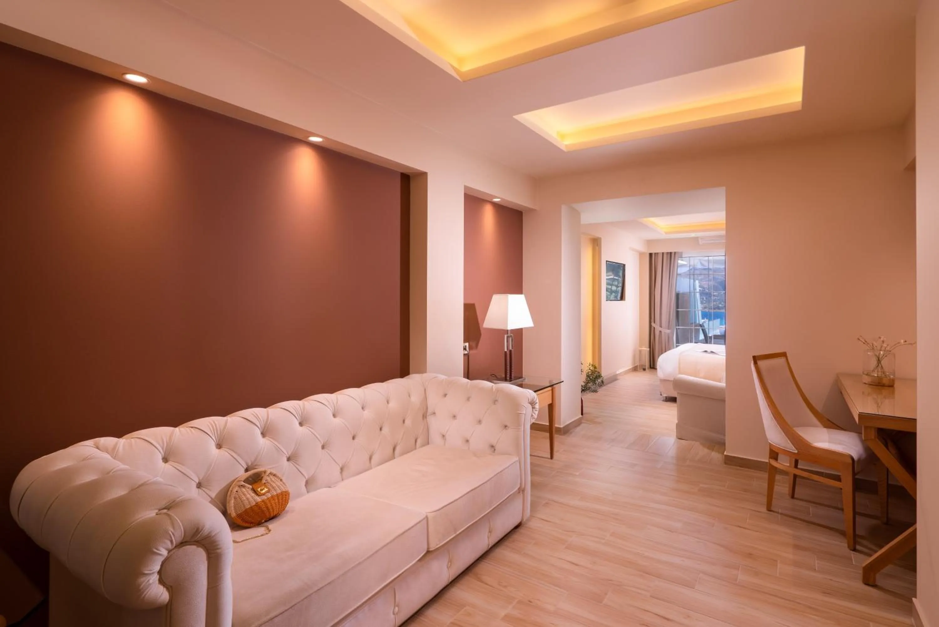 Seating area in Avalon Palace Hotel