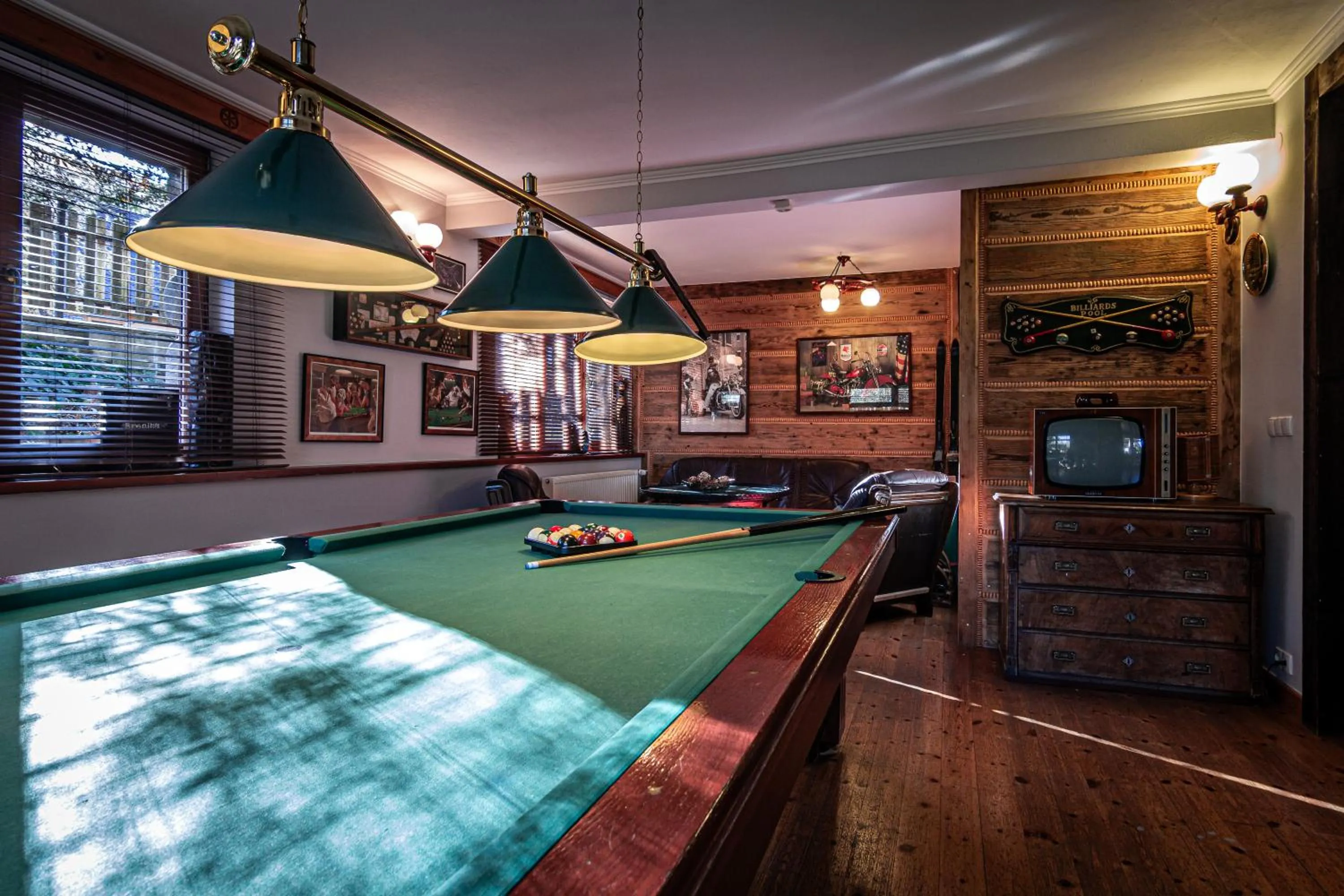 Billiard in Aparthotel Pod Nosalem