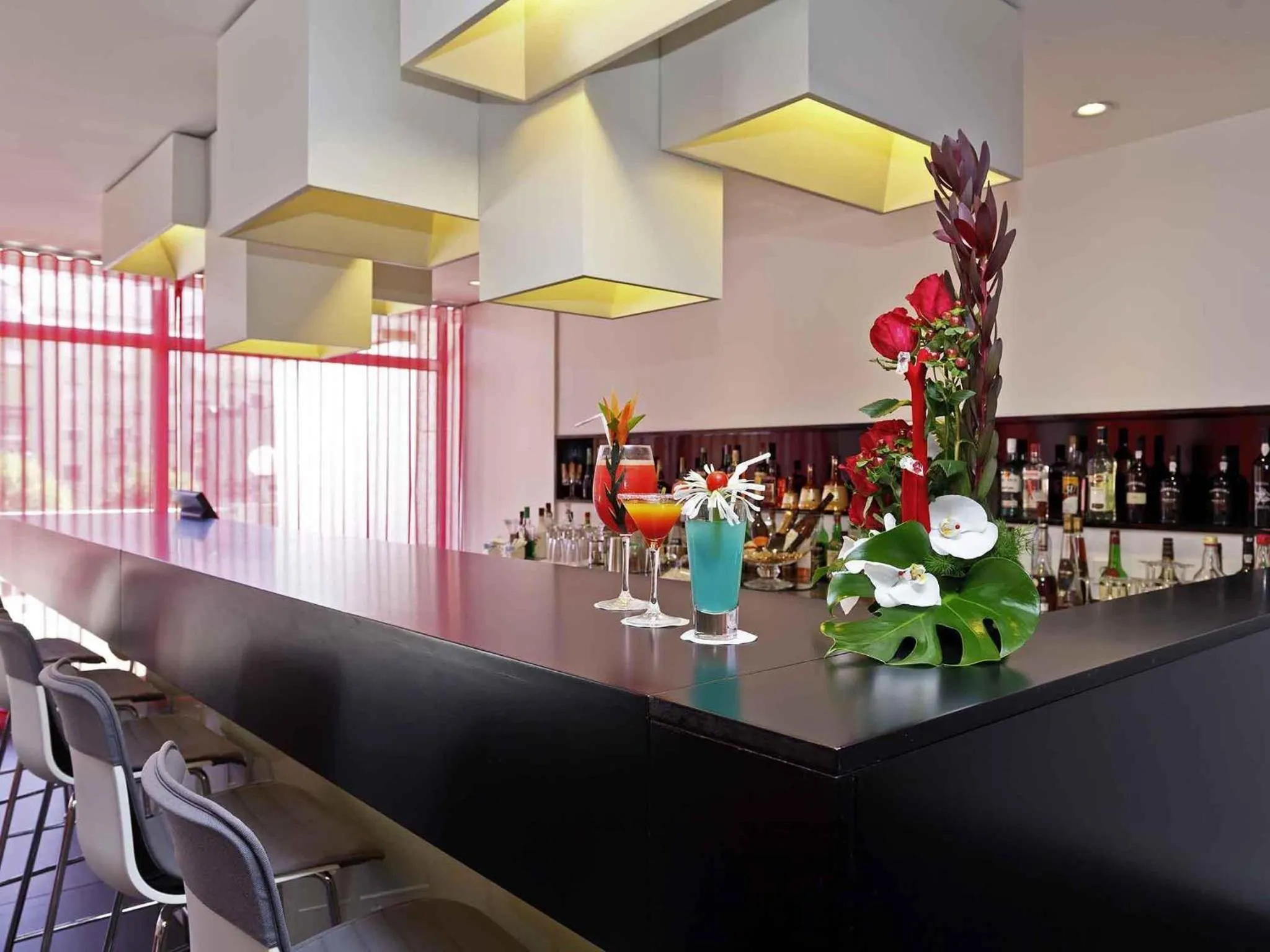 Lounge or bar in Hotel Mercure Braga Centro