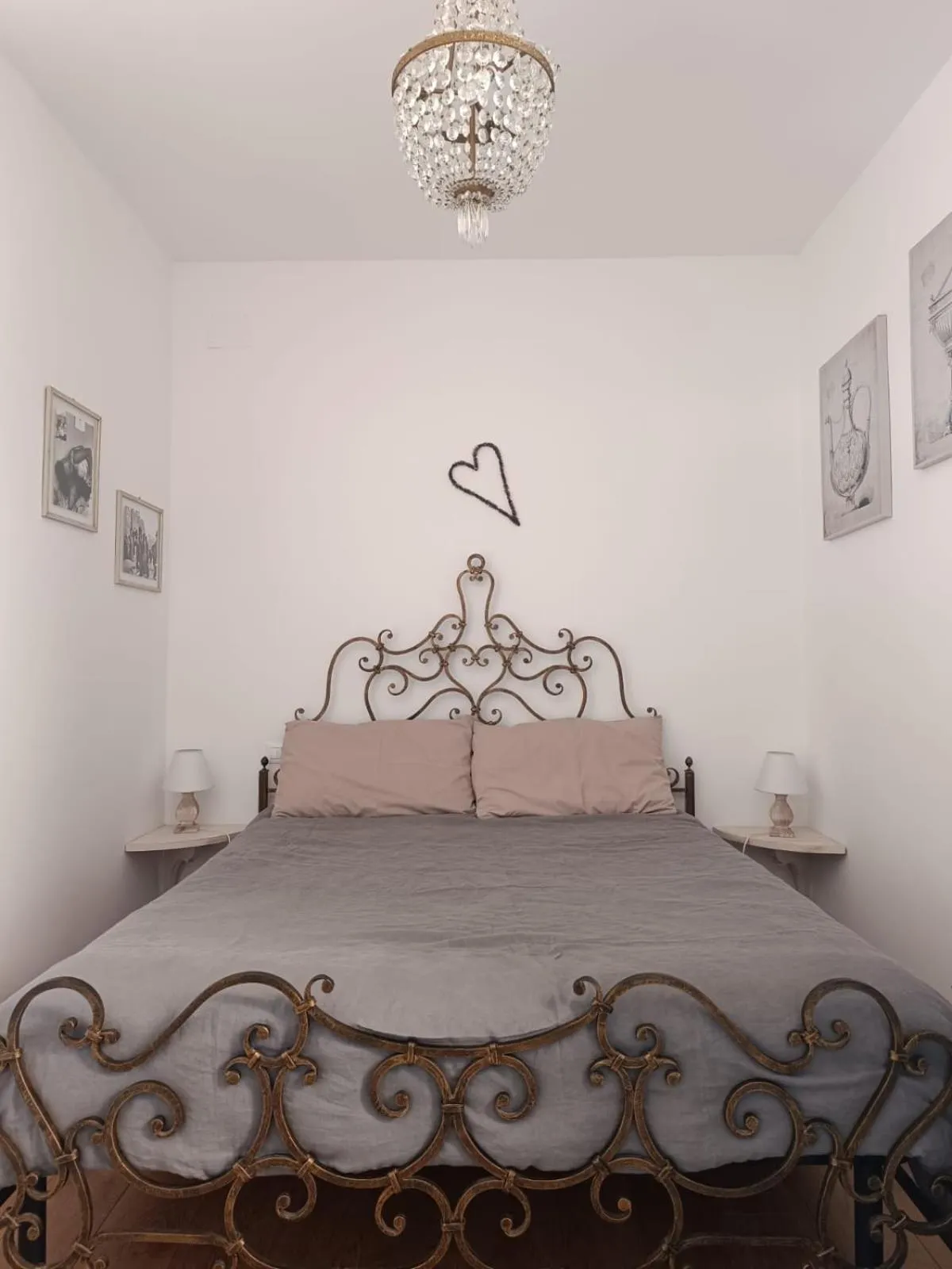 Bed in DAGO Farmhouse