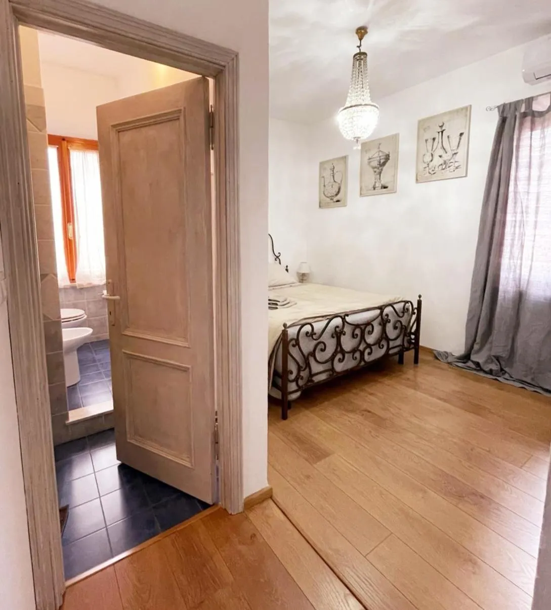 Photo of the whole room, Bed in DAGO Farmhouse