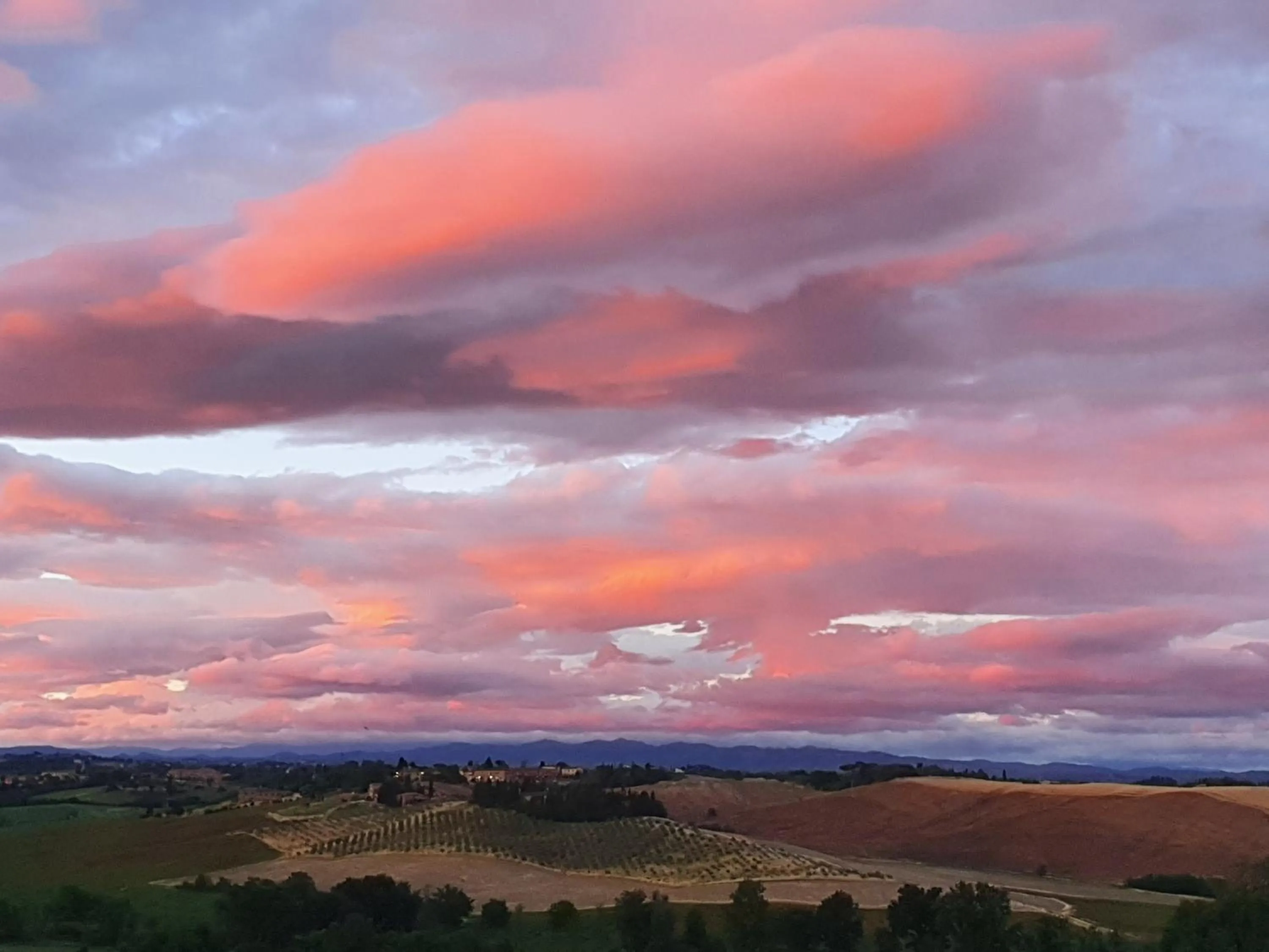 Sunset in DAGO Farmhouse