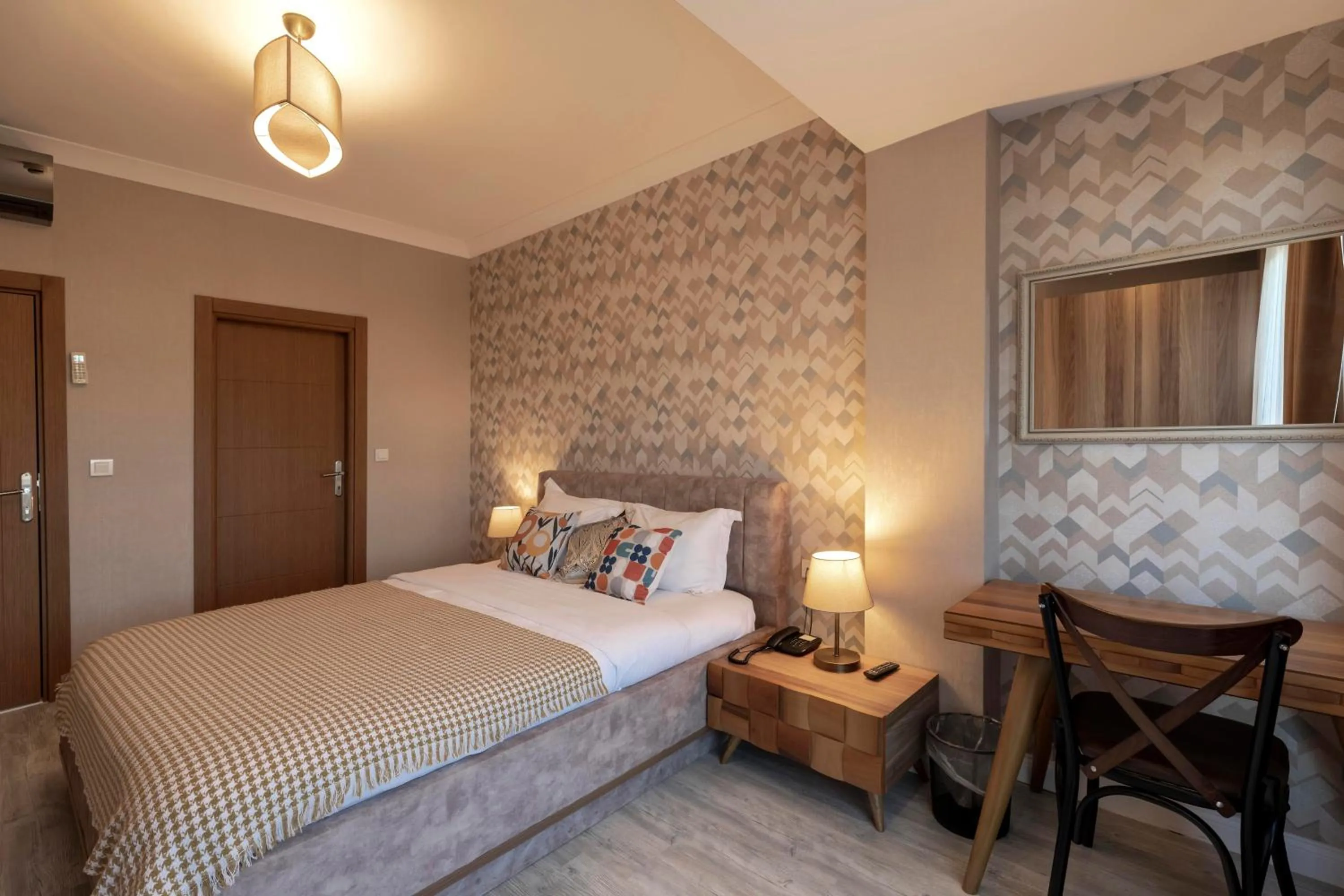 Photo of the whole room, Bed in Lagun Palas