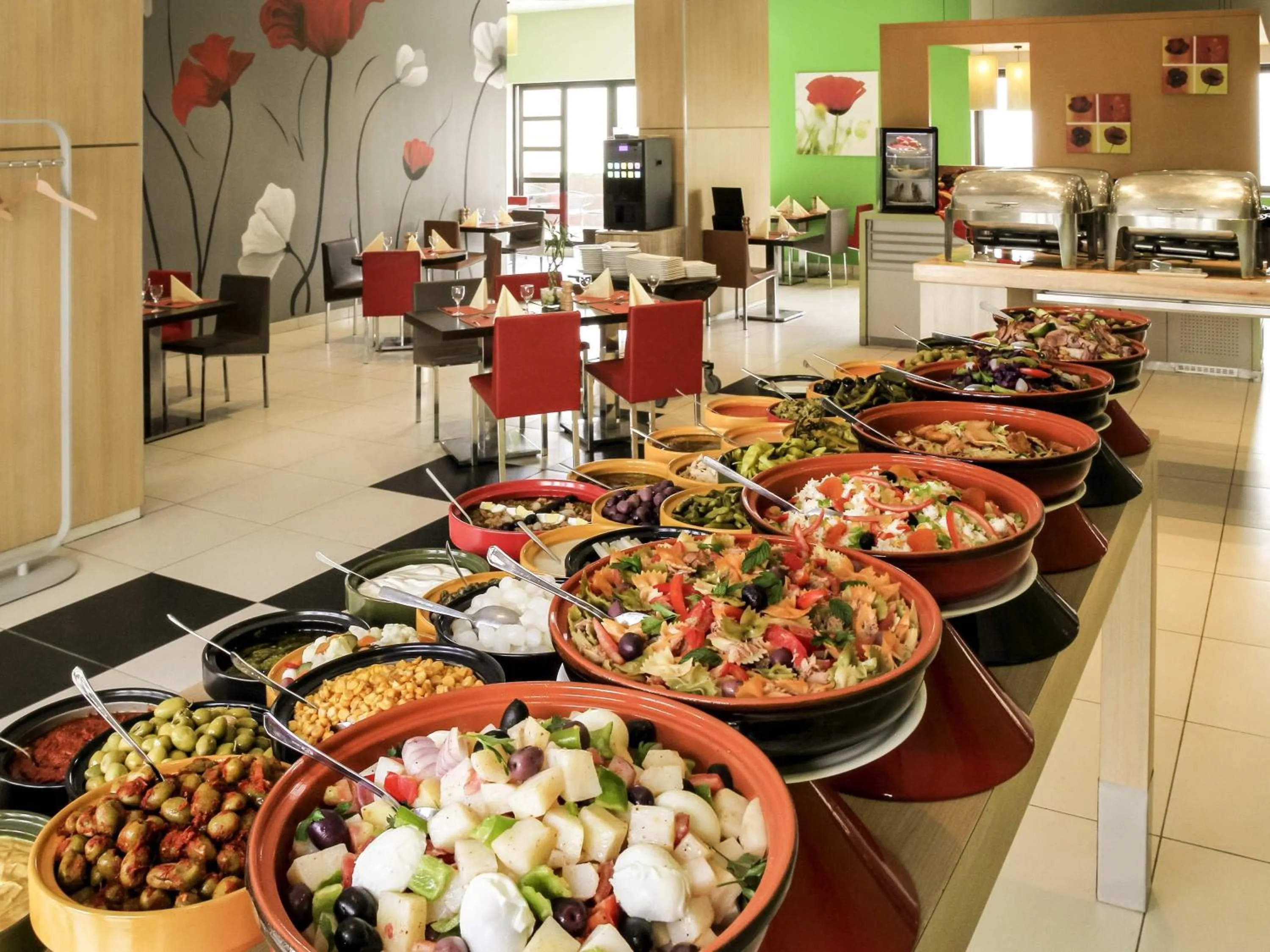 Restaurant/places to eat in Ibis Constantine