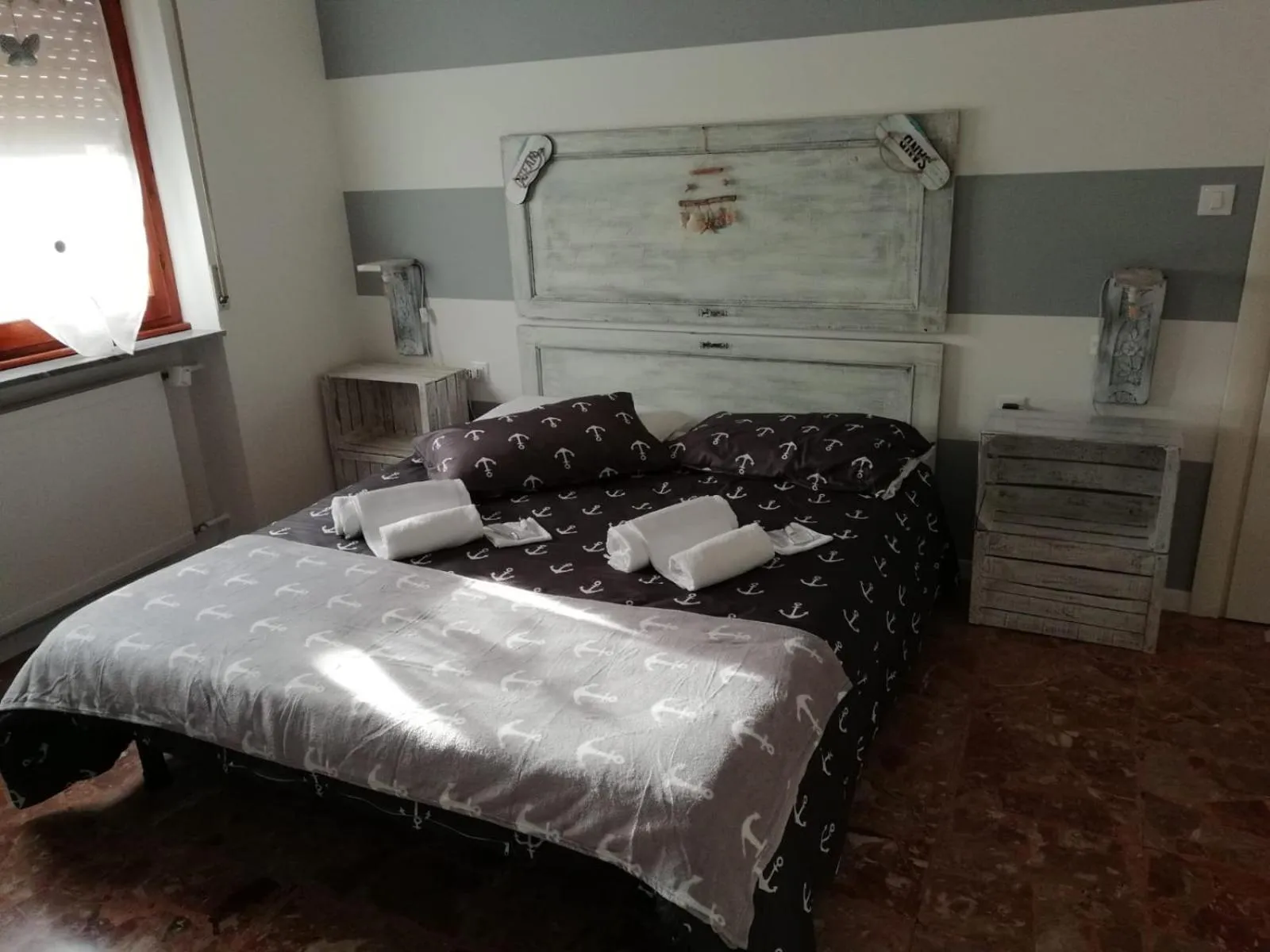 Bed in Good Morning Shopping