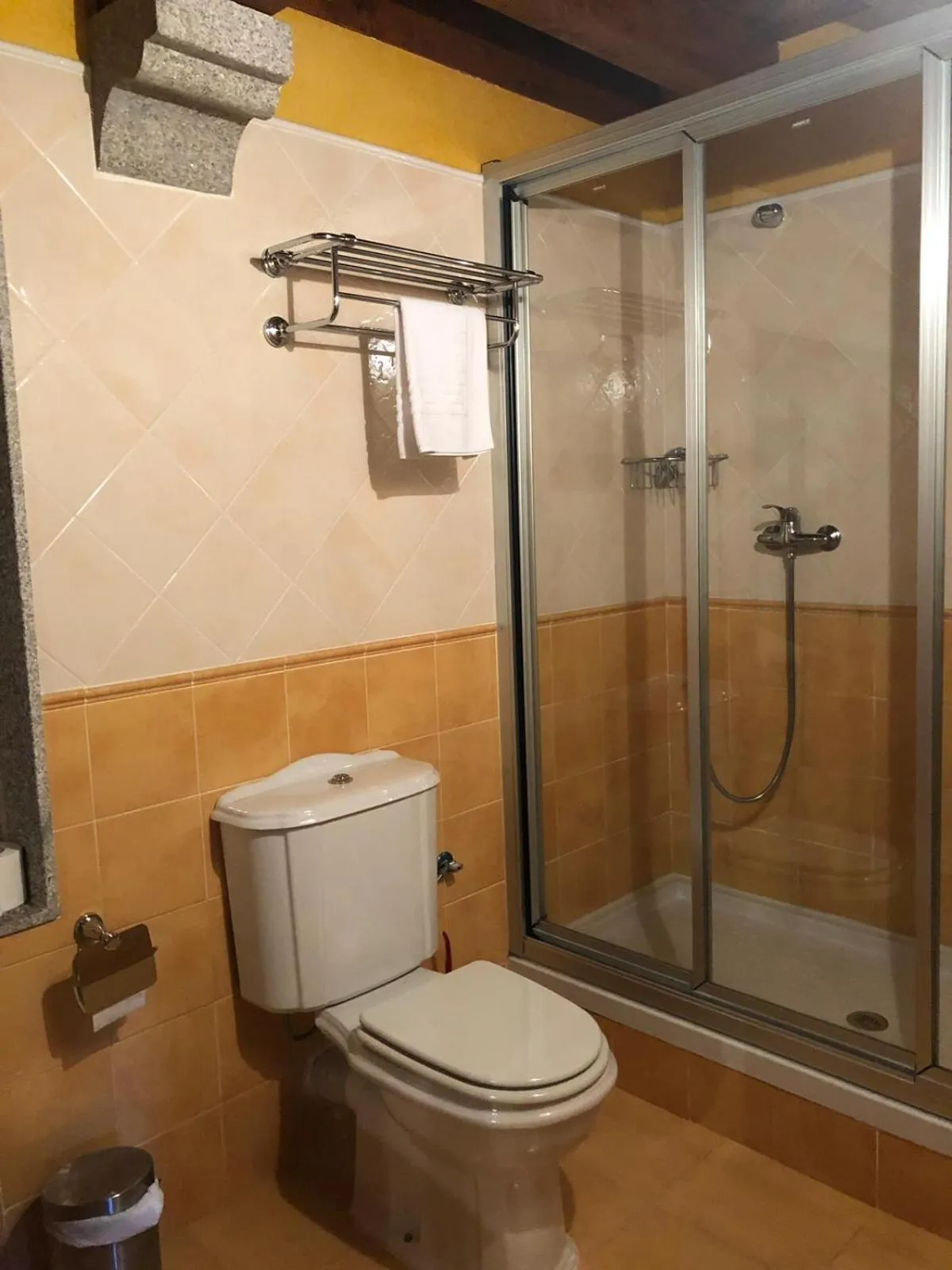 Shower in Casa Rural Anxeliña