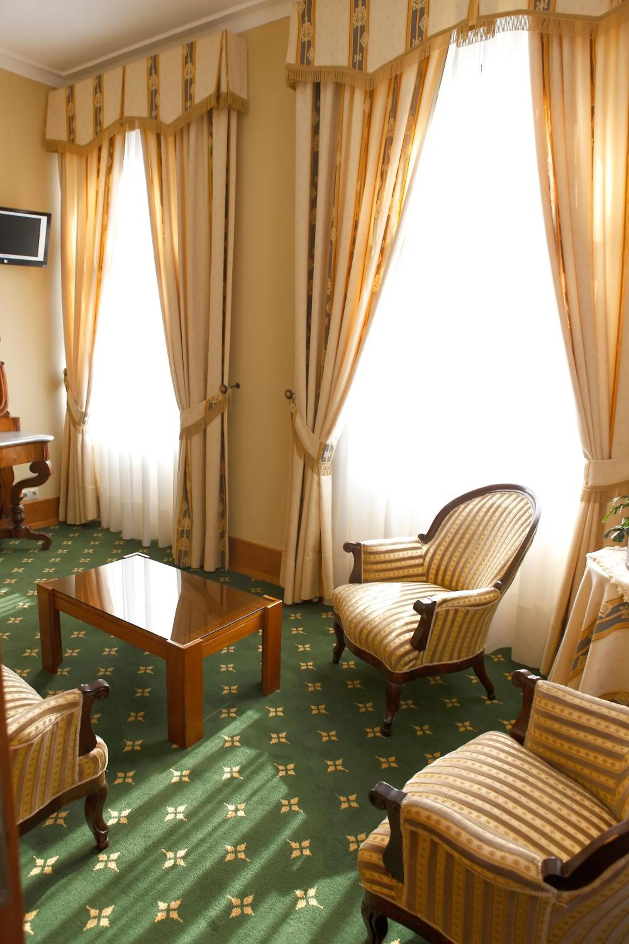 Living room in Domus Pacis Fatima Hotel