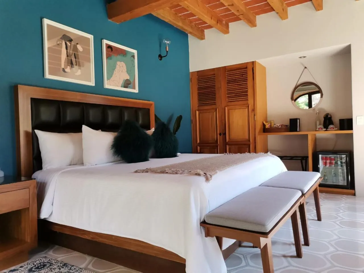 Photo of the whole room, Bed in Hotel Boutique Unico Avandaro