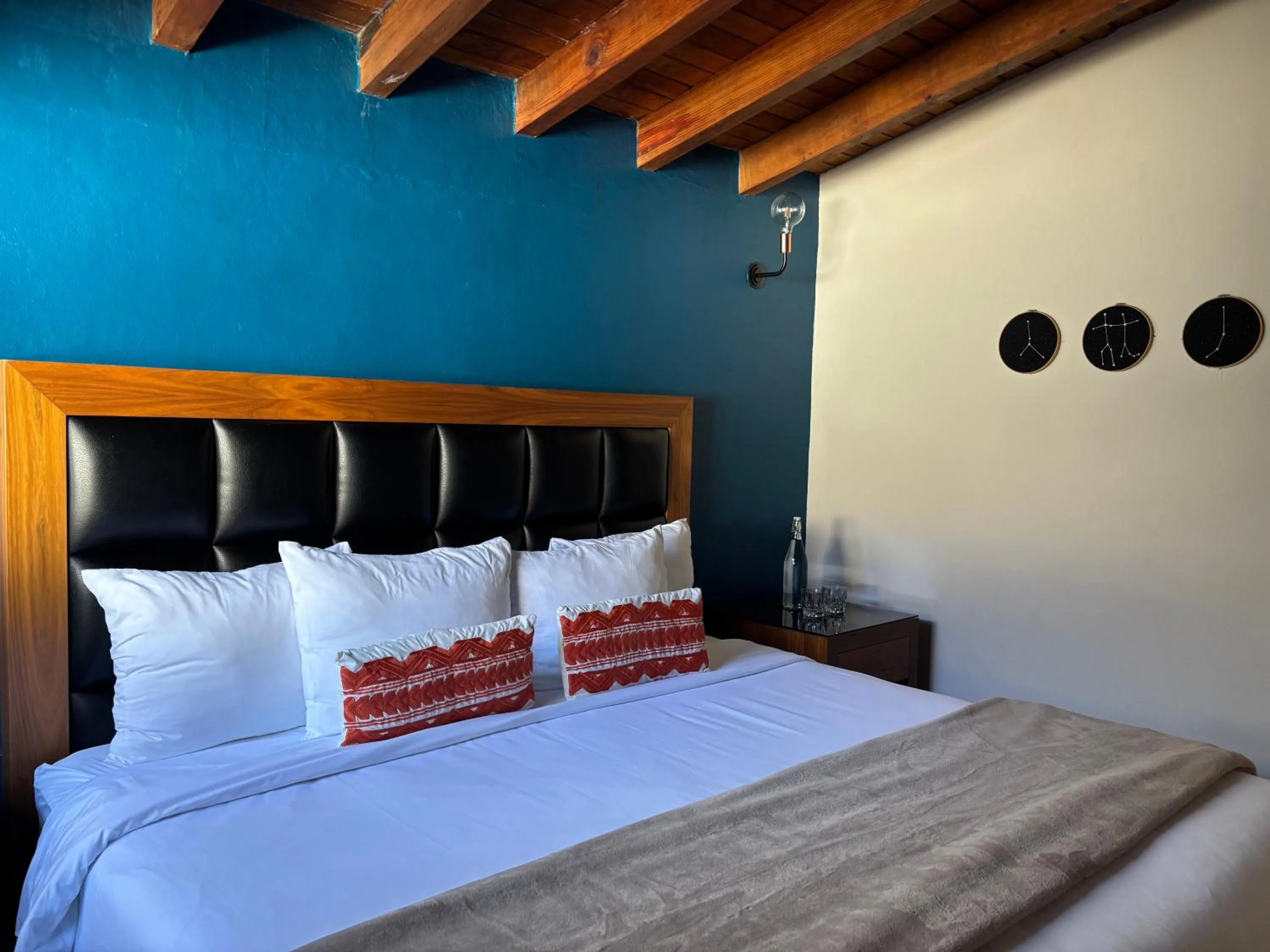 Bedroom, Bed in Hotel Boutique Unico Avandaro