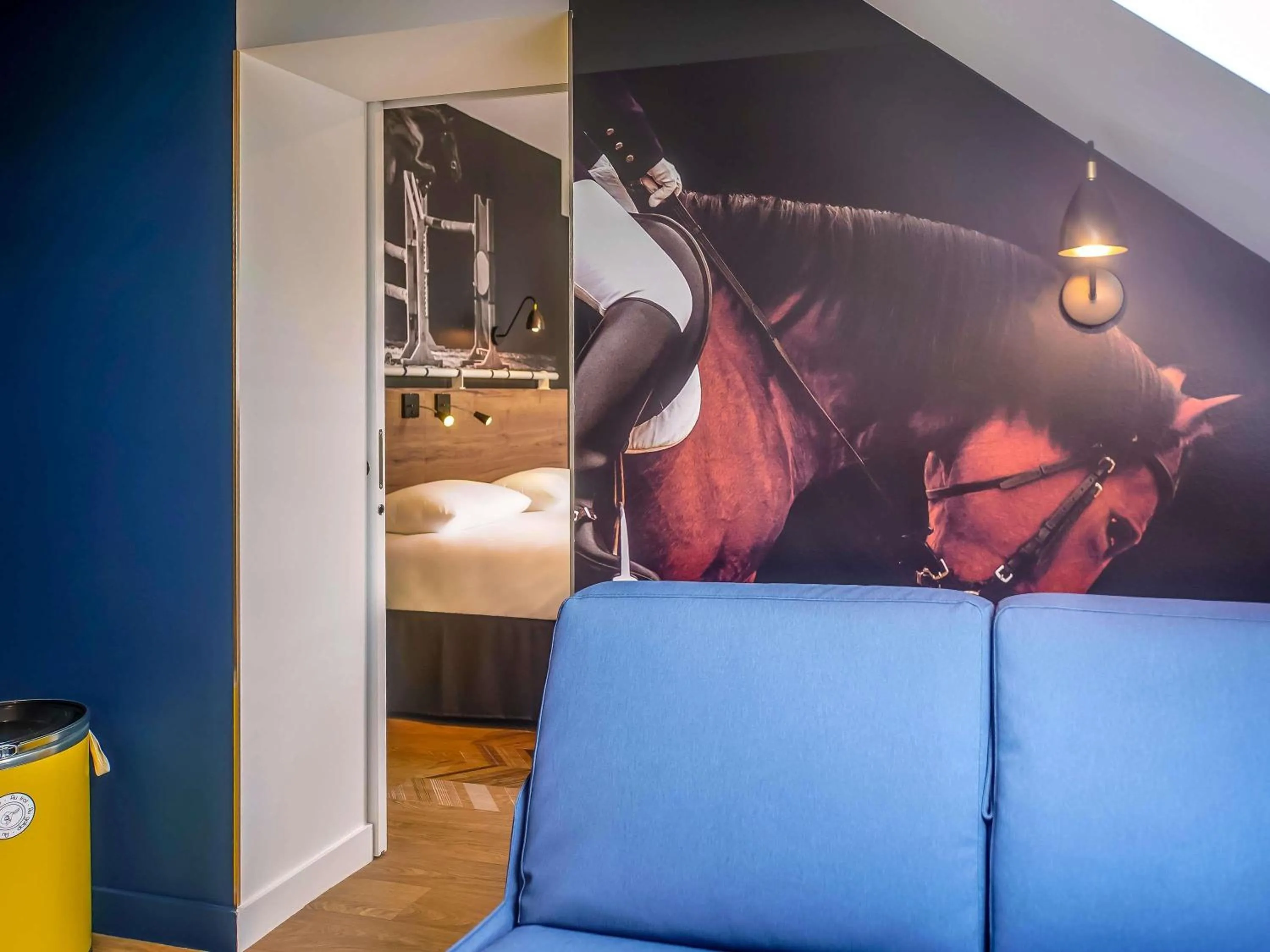 Property building, Bed in ibis Styles Saumur Gare Centre