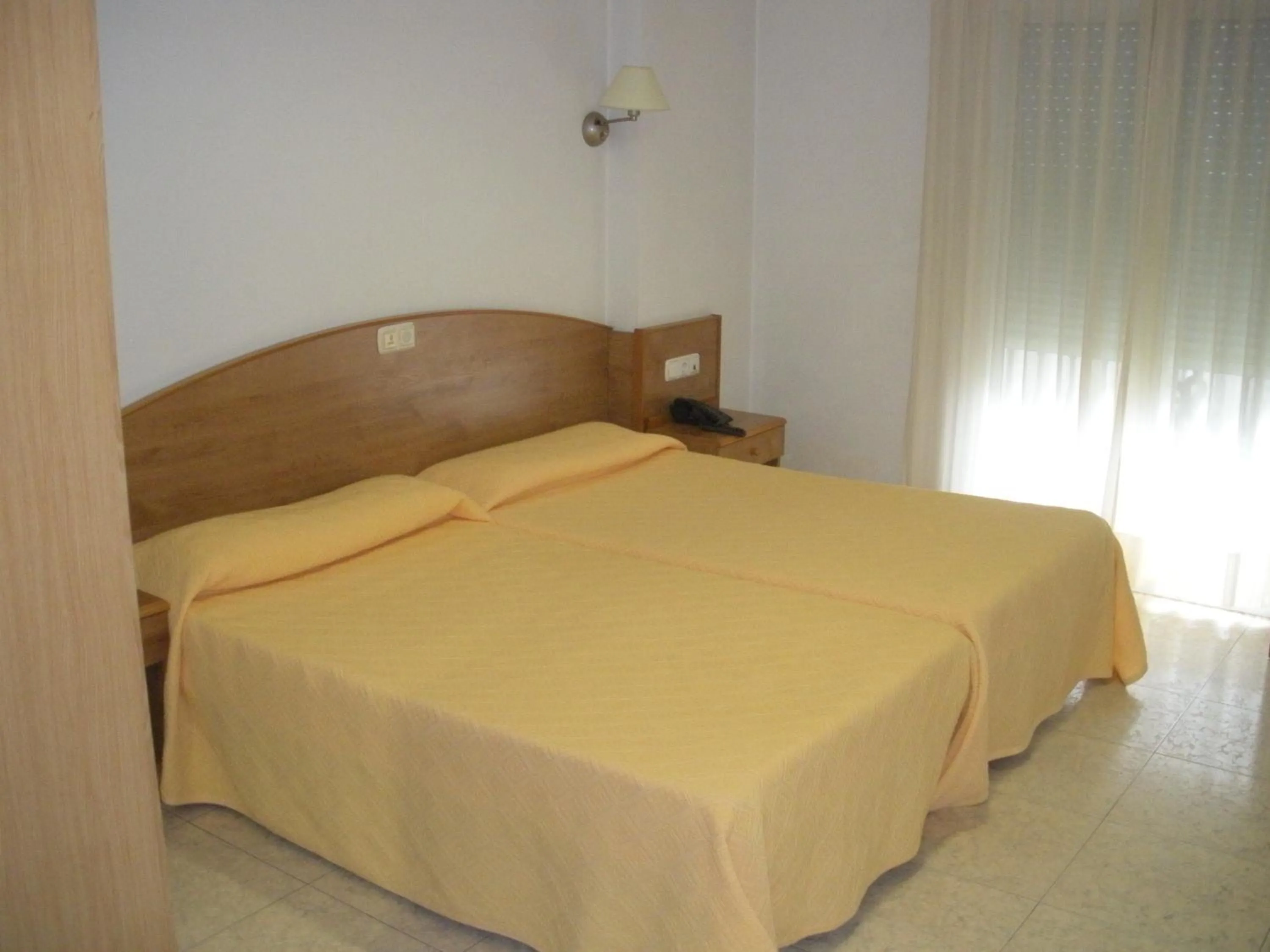 Day, Bed in Hotel Europa