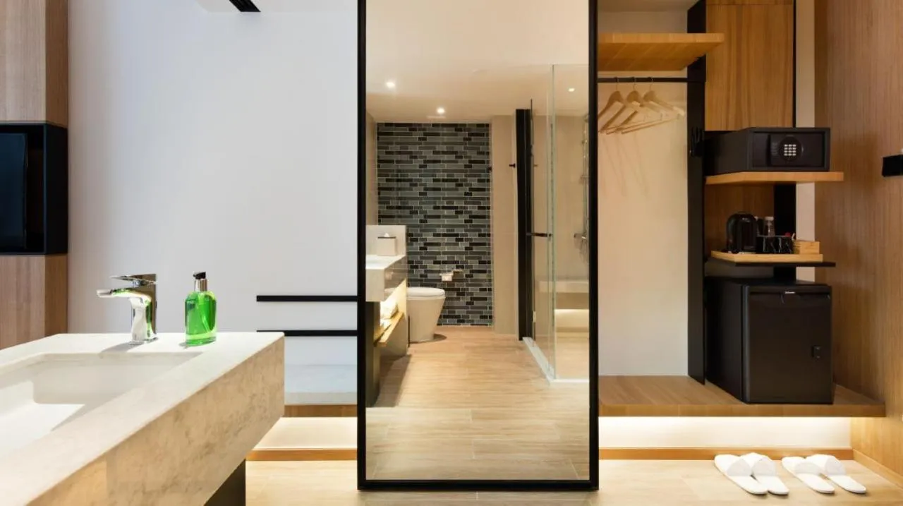 Bathroom in Fairfield by Marriott Guangzhou Tianhe Park