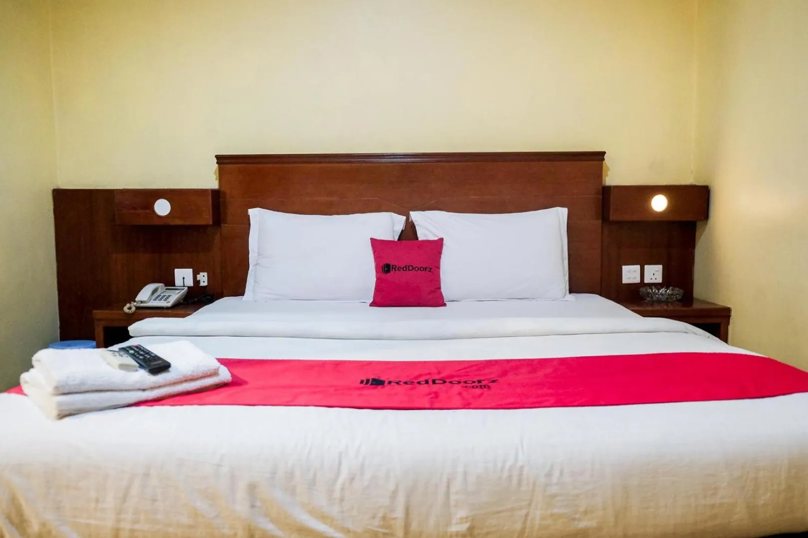 Bedroom, Bed in RedDoorz Plus near DC Mall Batam