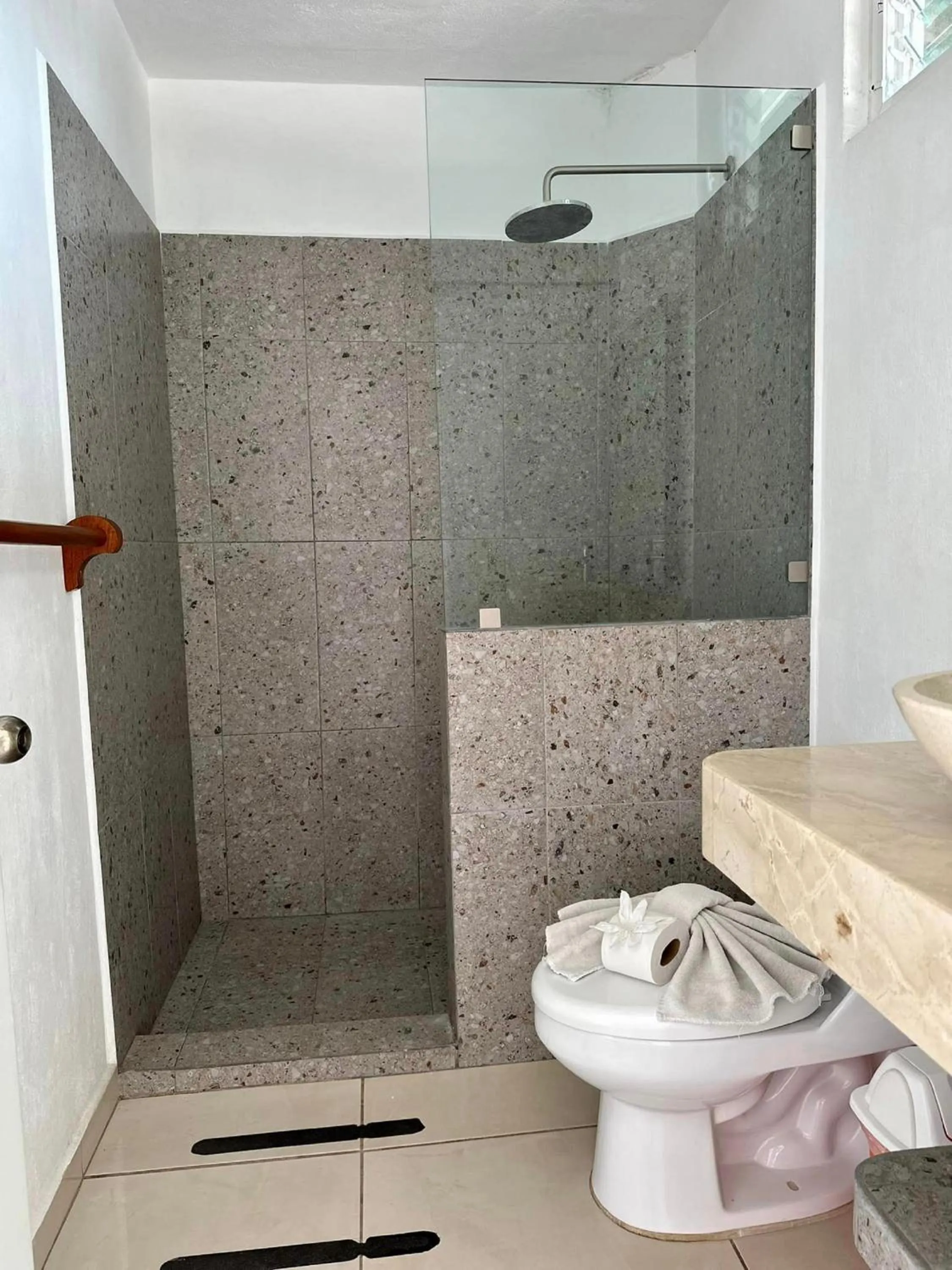 Bathroom in Hotel Rega Suites Guayabitos - Family & Kitchen